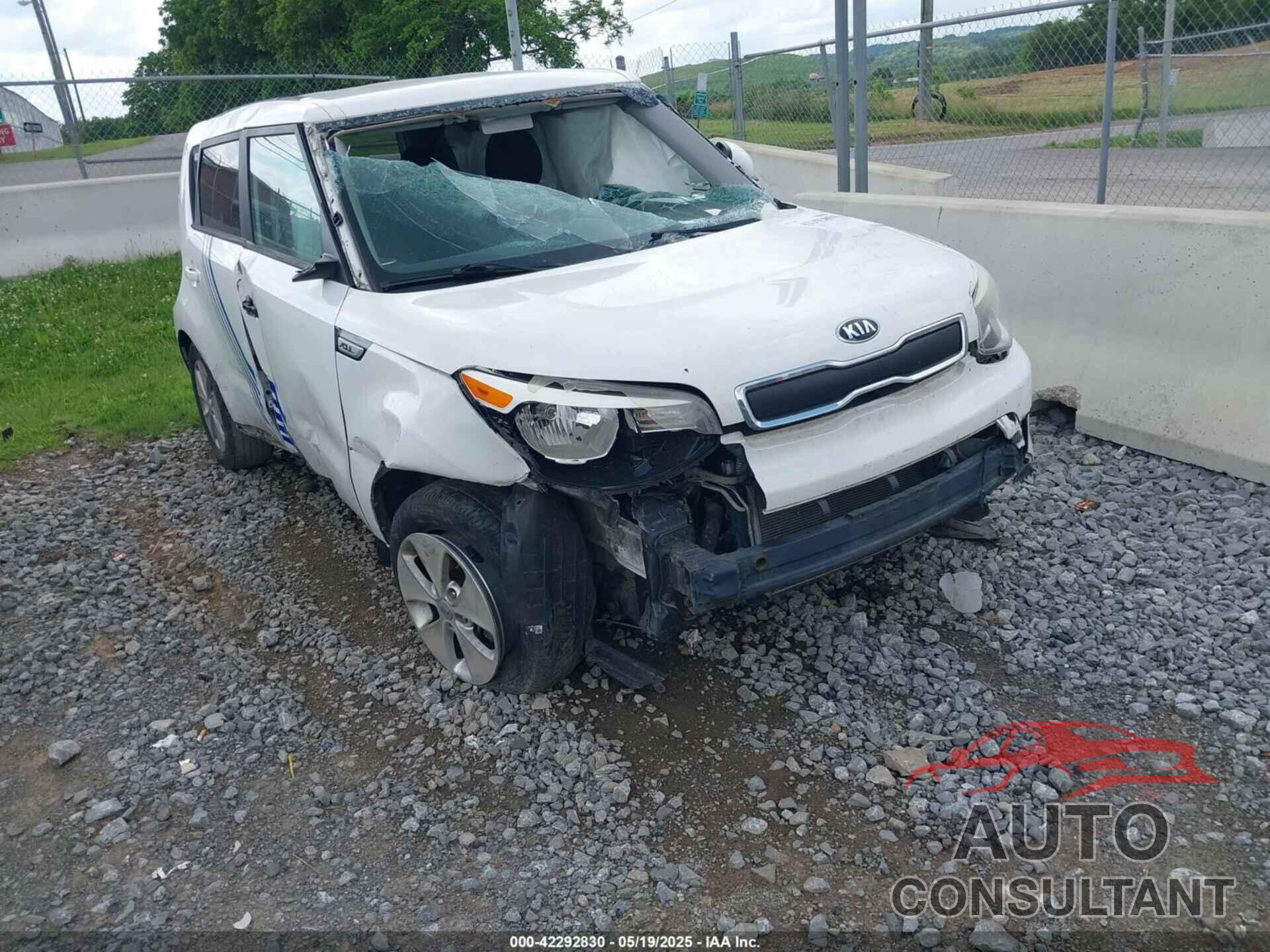 KIA SOUL 2016 - KNDJN2A21G7289568