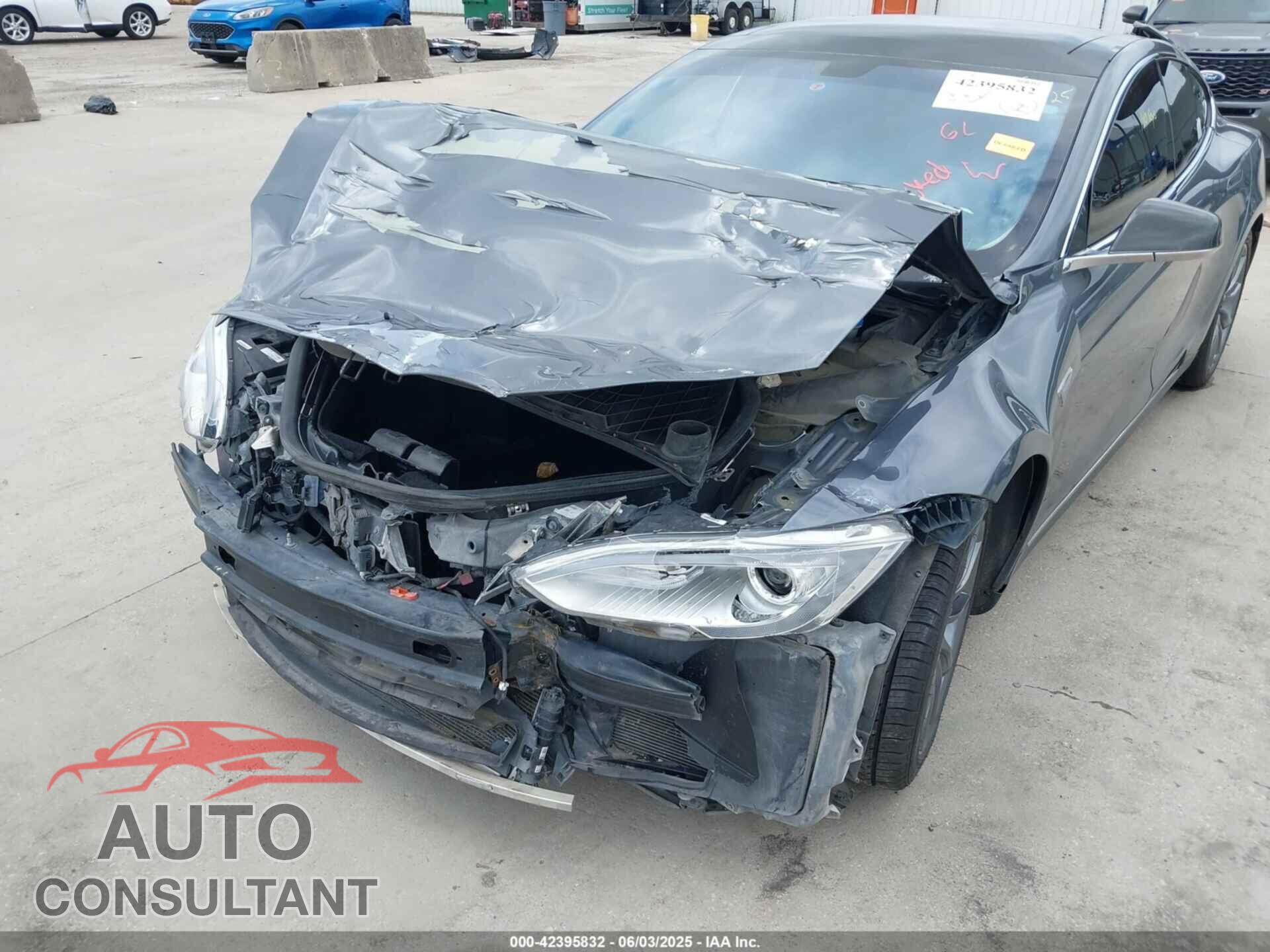 TESLA MODEL S 2013 - 5YJSA1DP2DFP07997