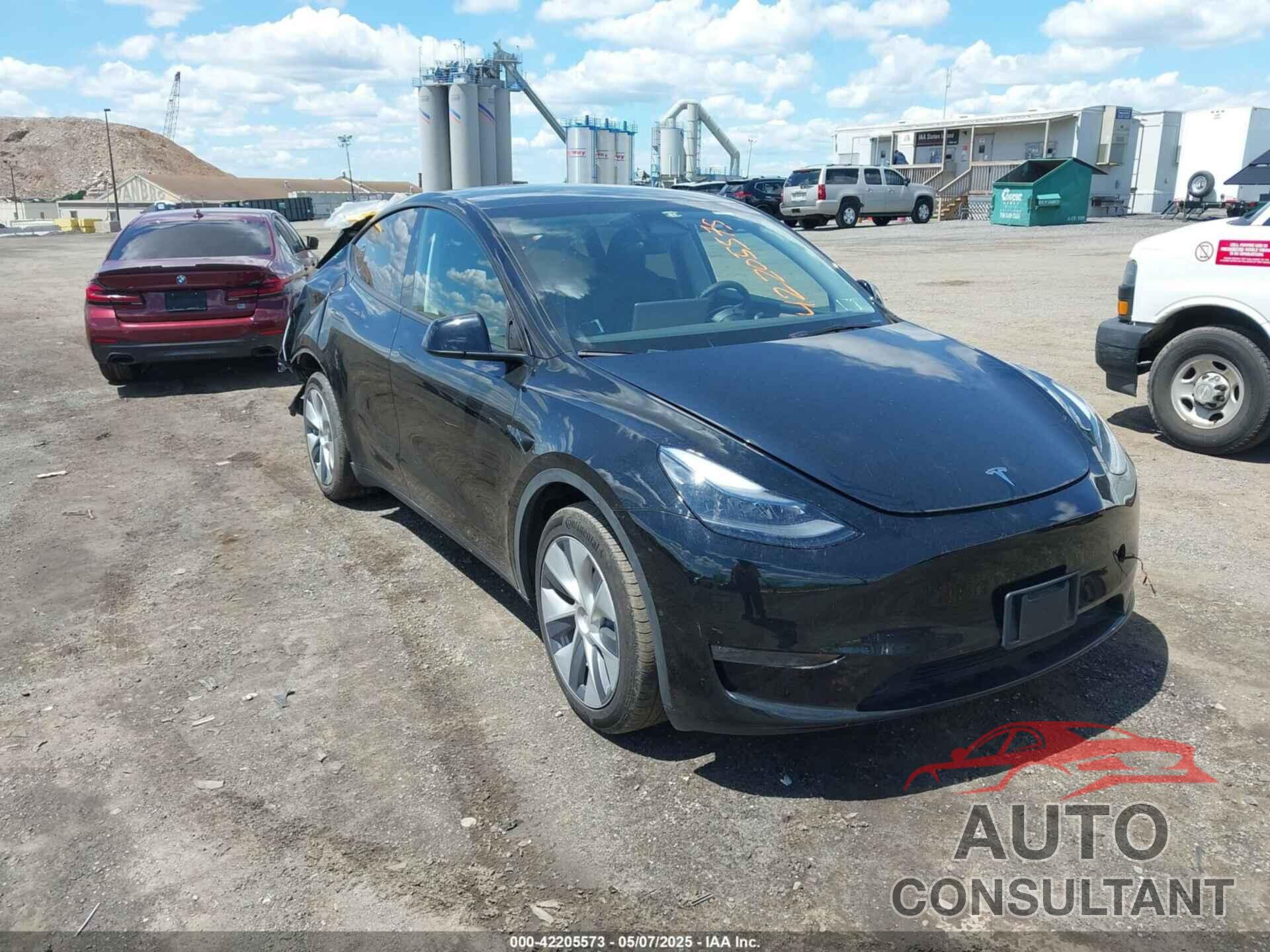 TESLA MODEL Y 2023 - 7SAYGDEE0PA183891