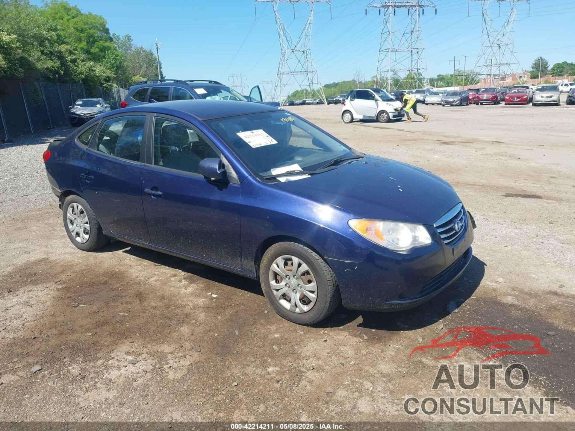 HYUNDAI ELANTRA 2010 - KMHDU4AD8AU191185