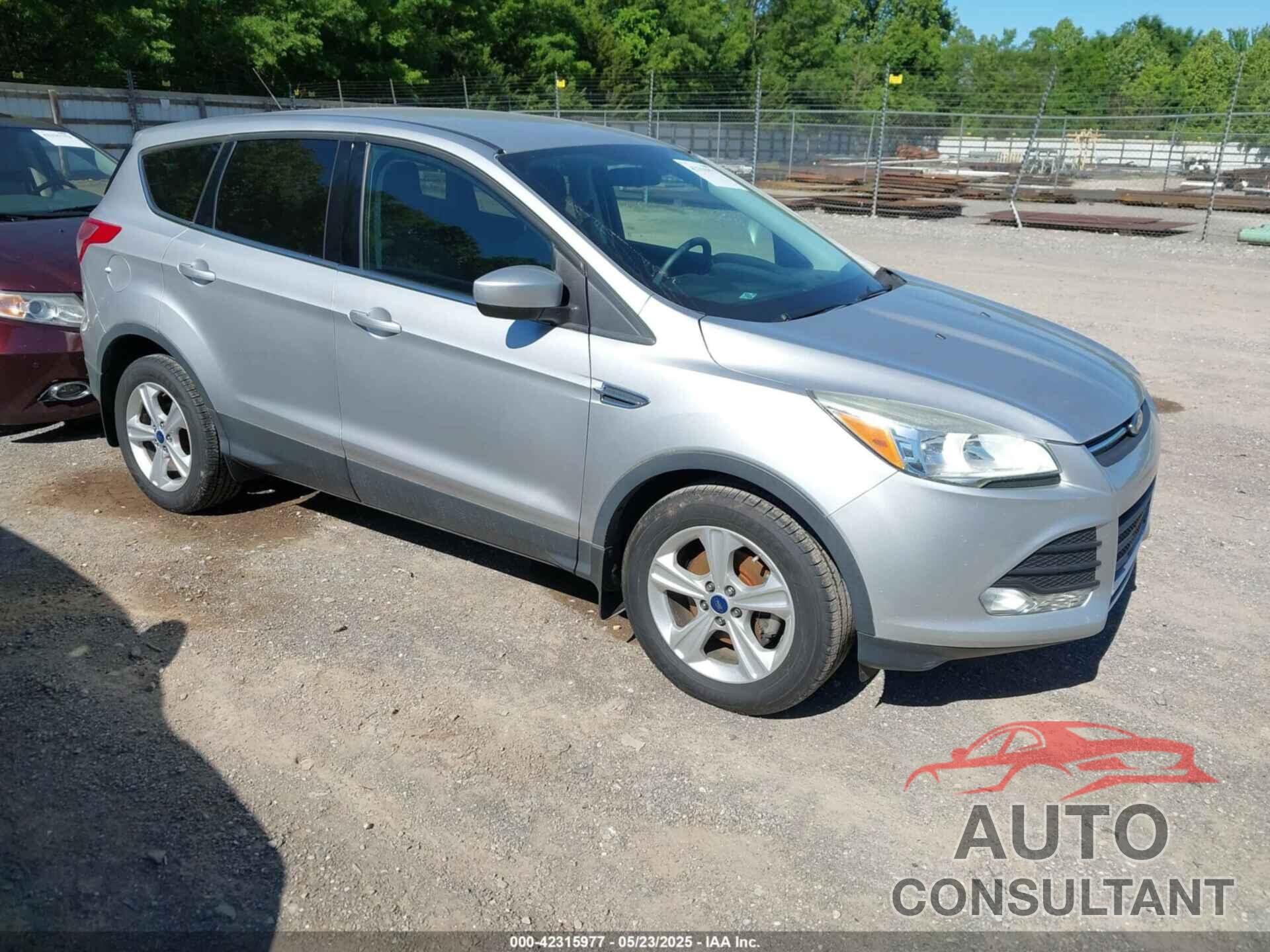 FORD ESCAPE 2015 - 1FMCU0GX4FUA66780