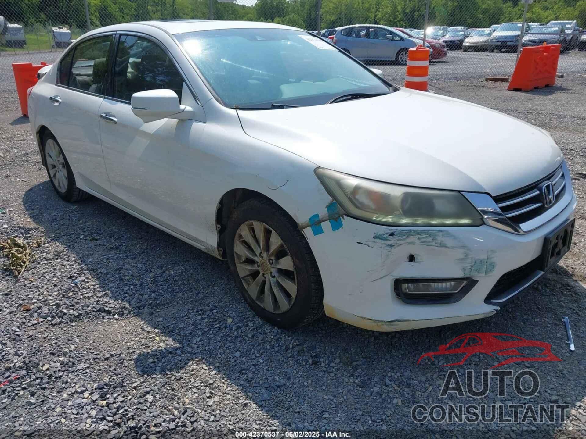 HONDA ACCORD 2013 - 1HGCR3F84DA035966