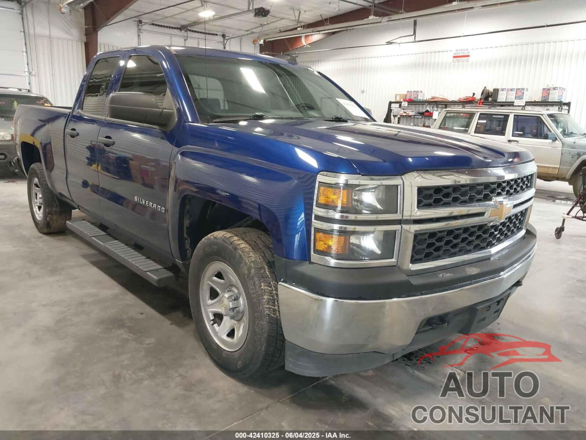 CHEVROLET SILVERADO 1500 2014 - 1GCVKPEH9EZ342055