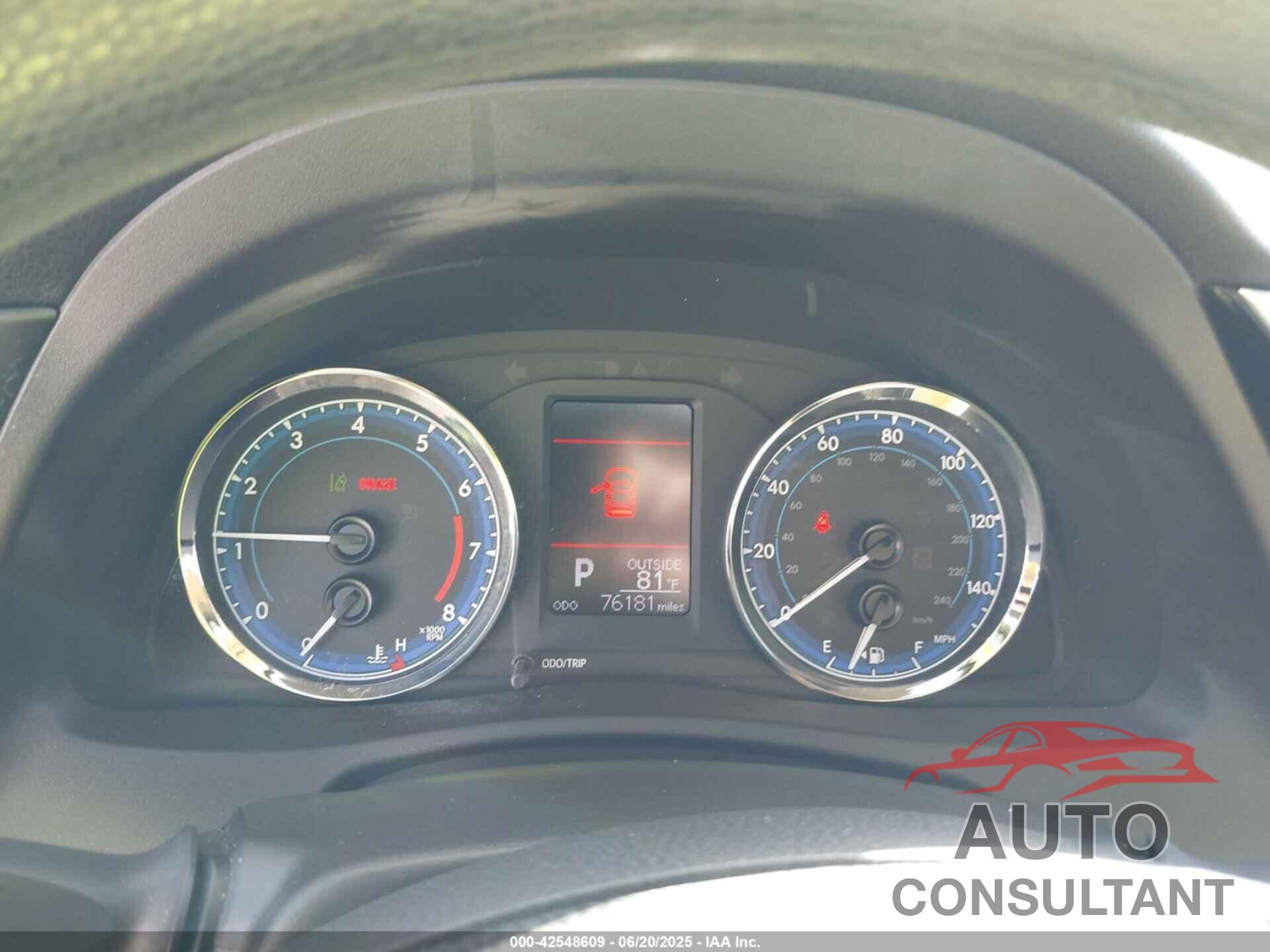 TOYOTA COROLLA 2017 - 2T1BURHEXHC946867