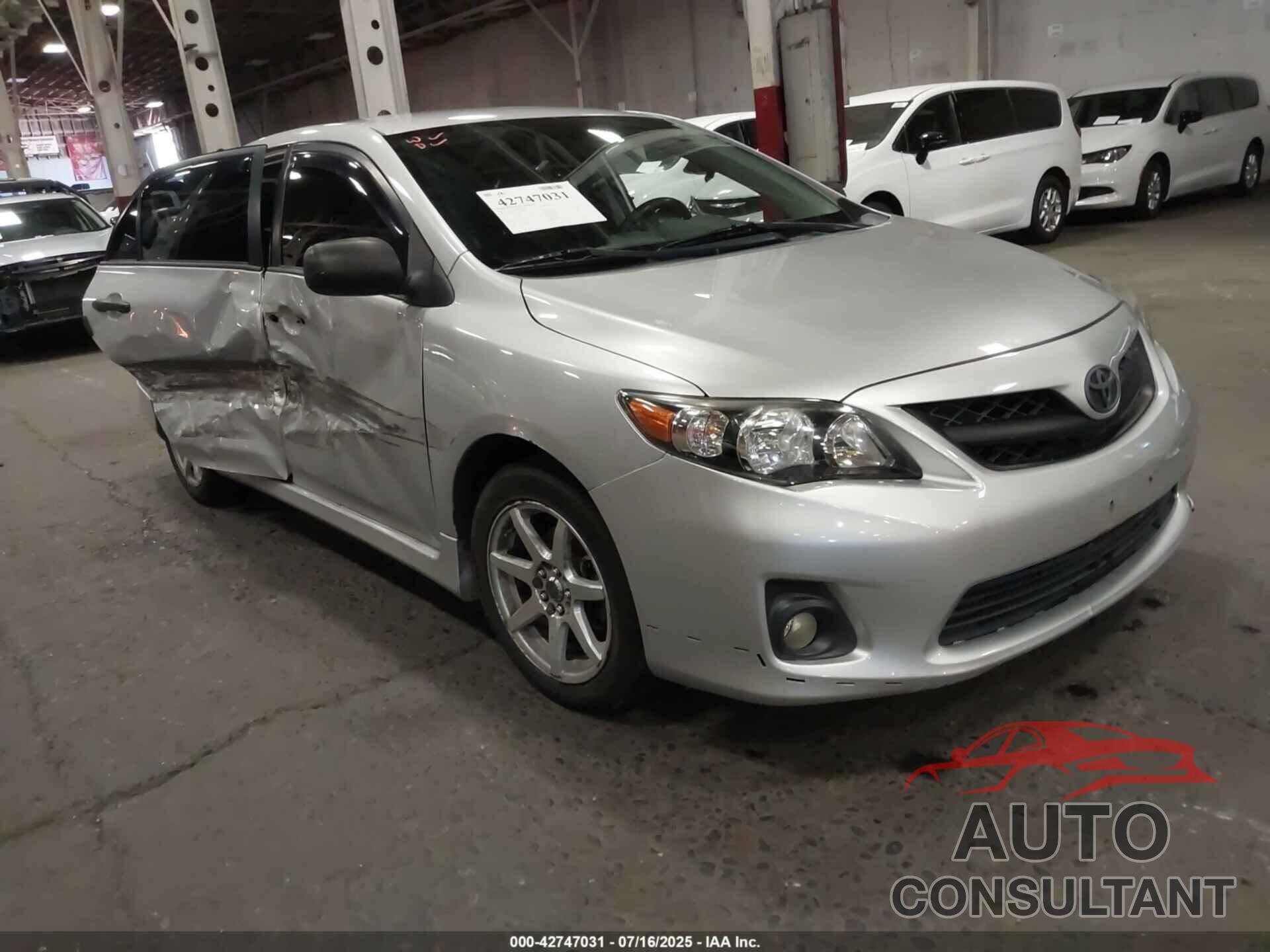 TOYOTA COROLLA 2013 - 2T1BU4EE7DC918865