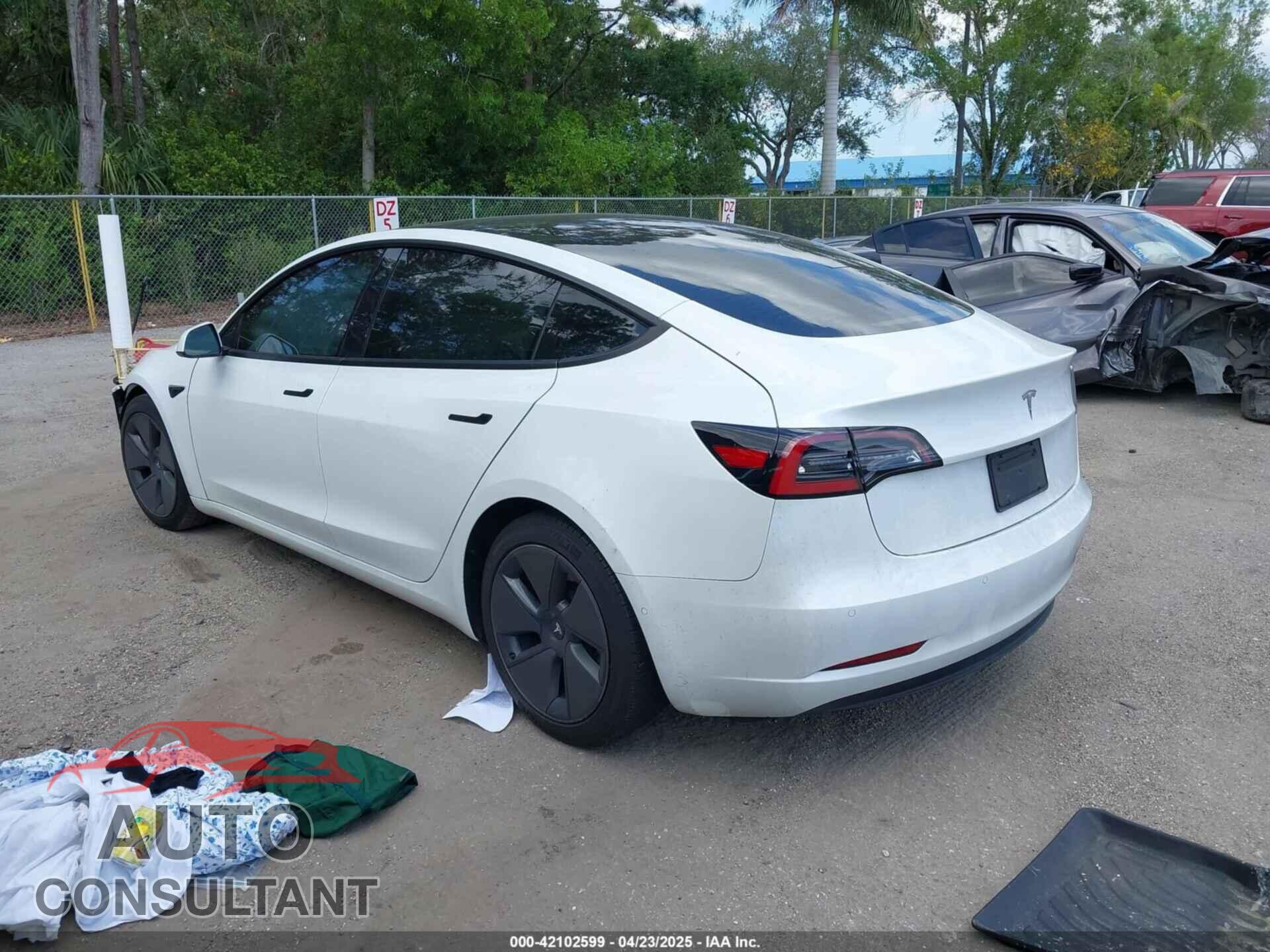 TESLA MODEL 3 2021 - 5YJ3E1EA5MF016627
