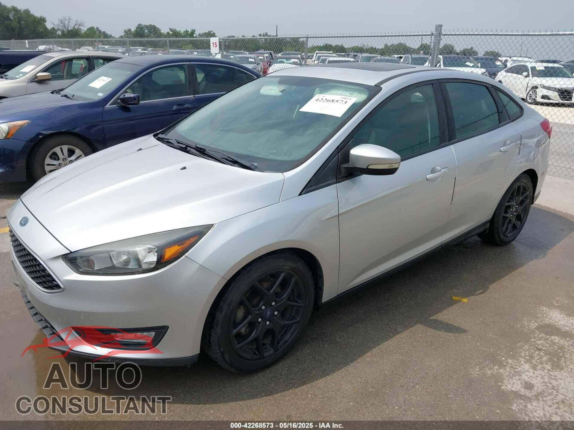 FORD FOCUS 2016 - 1FADP3F24GL295366