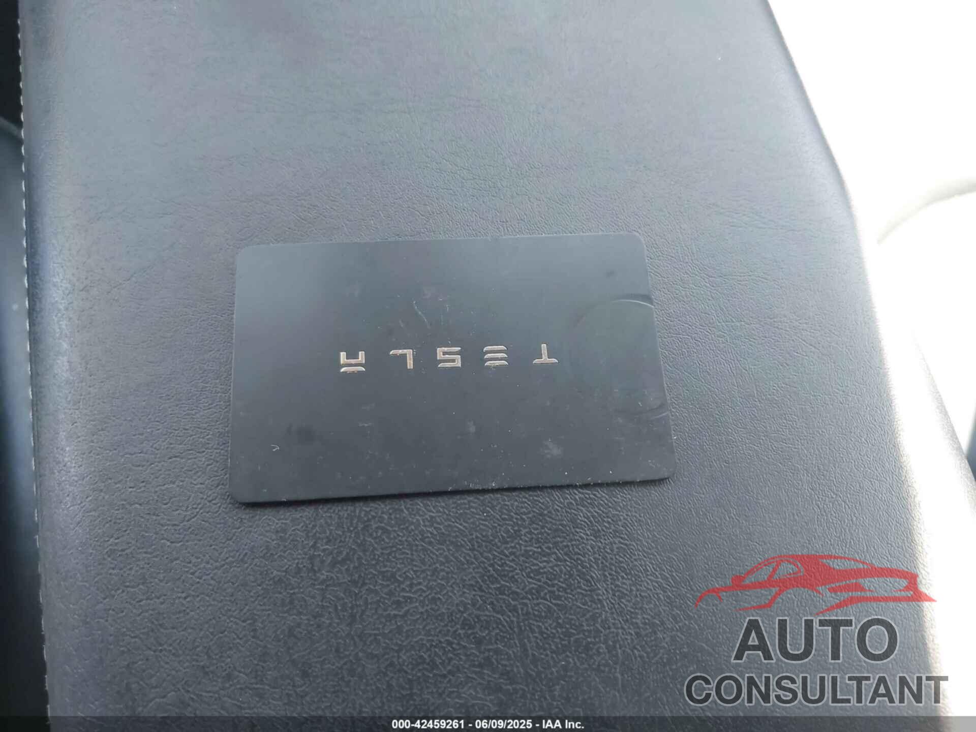 TESLA MODEL 3 2019 - 5YJ3E1EA7KF308860
