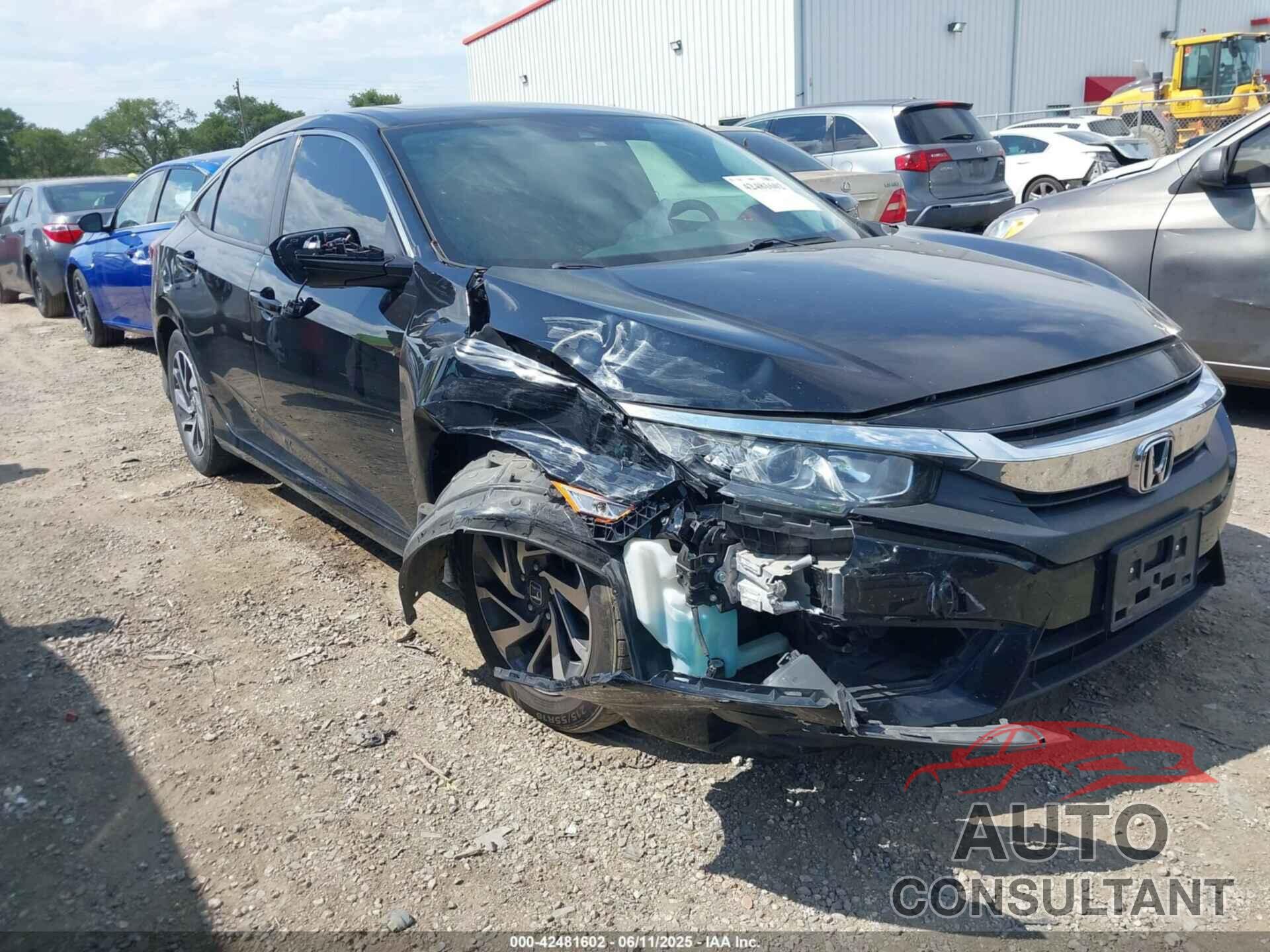 HONDA CIVIC 2018 - 19XFC2F84JE015877