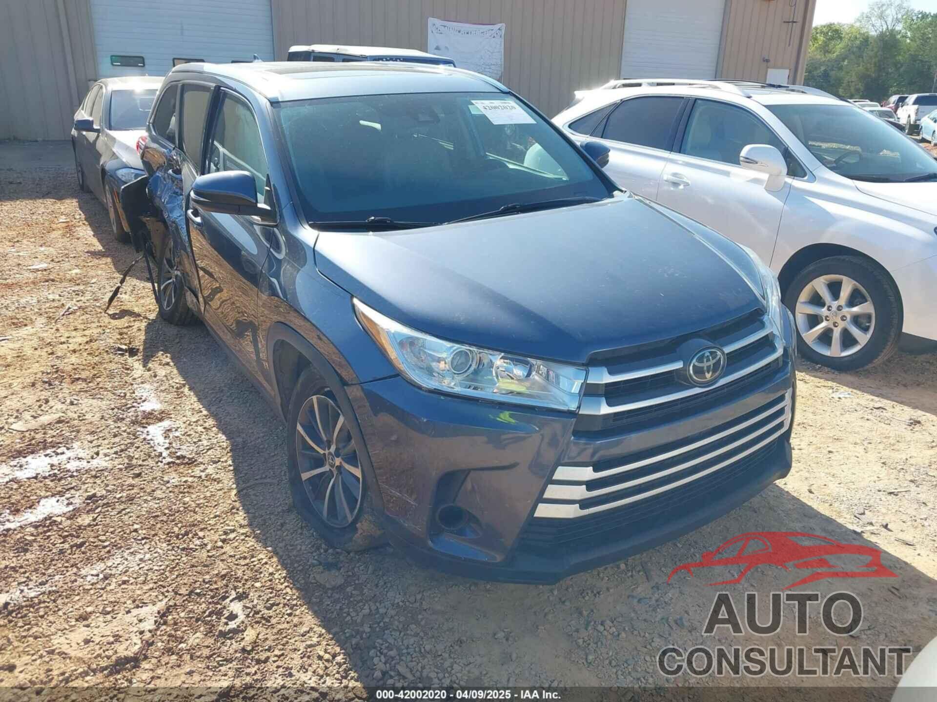 TOYOTA HIGHLANDER 2018 - 5TDKZRFH4JS244328