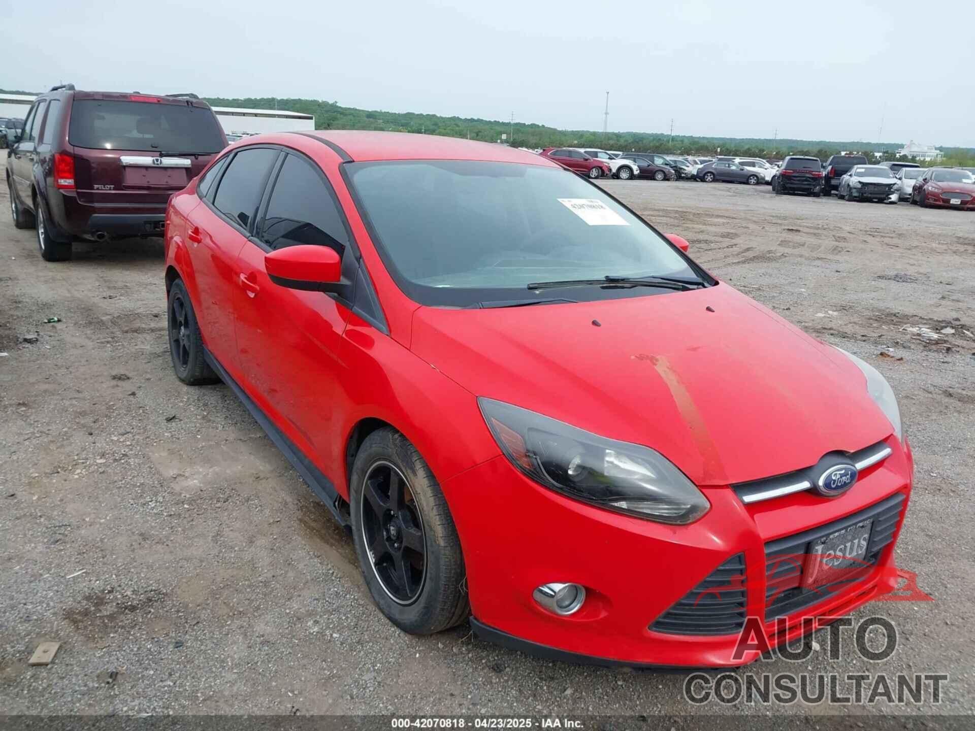 FORD FOCUS 2012 - 1FAHP3F28CL109758
