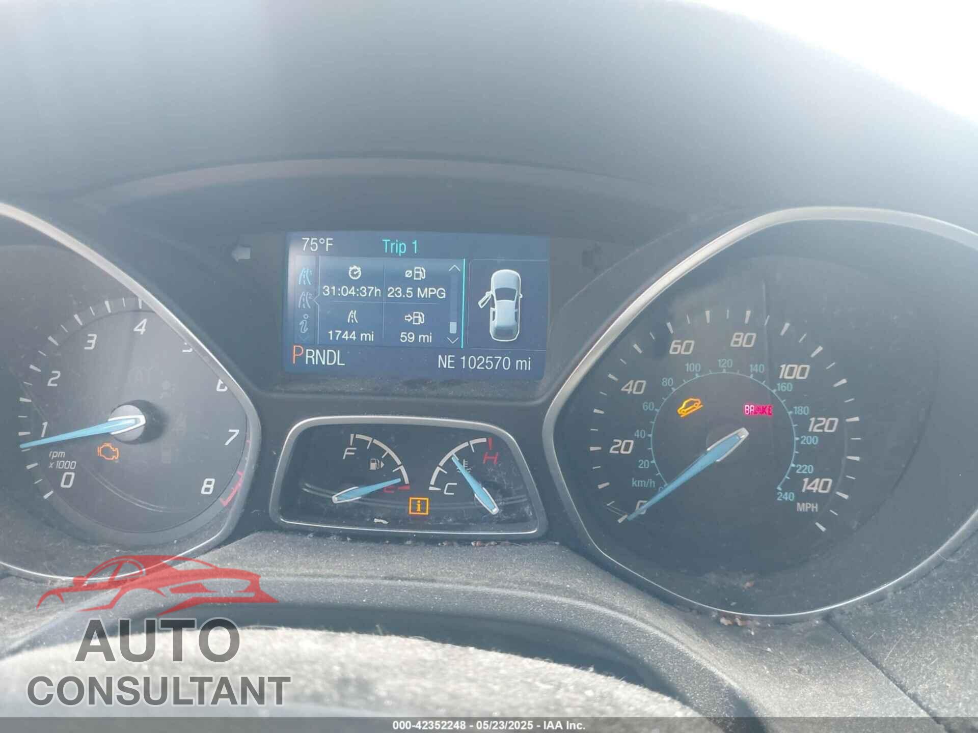 FORD FOCUS 2014 - 1FADP3F2XEL380581