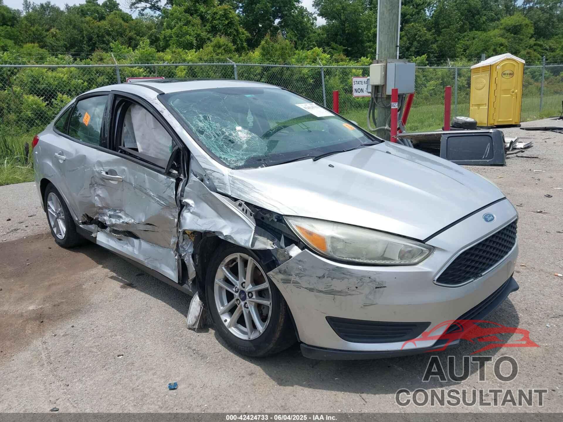 FORD FOCUS 2016 - 1FADP3F26GL351775