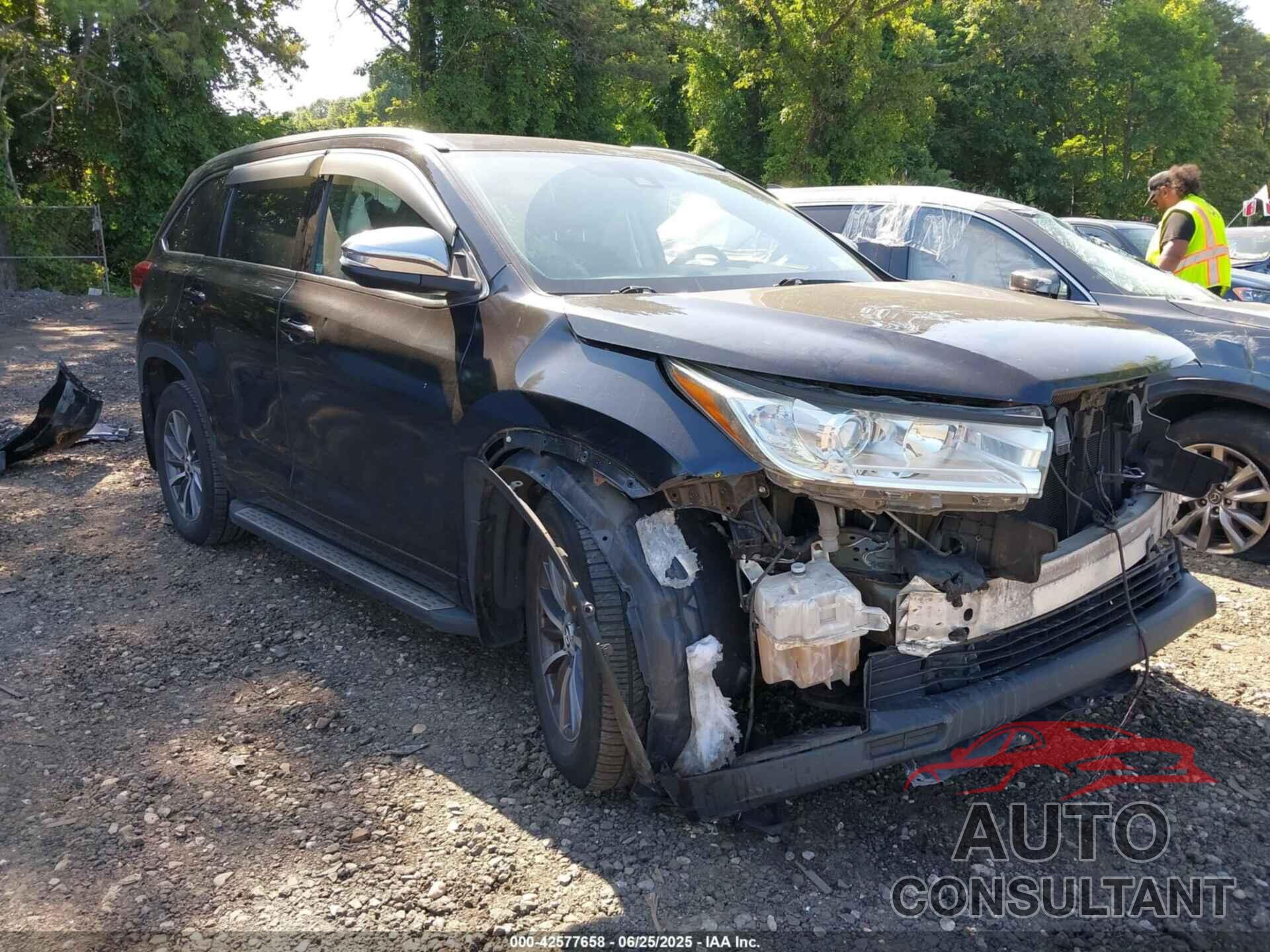 TOYOTA HIGHLANDER 2017 - 5TDJZRFH8HS395467