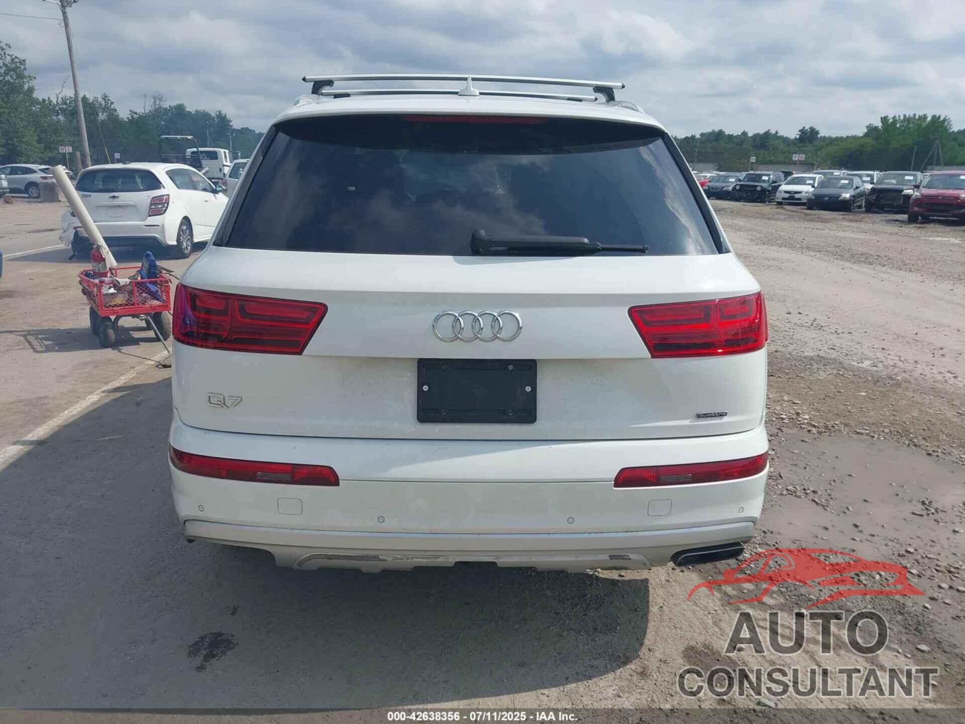 AUDI Q7 2017 - WA1LHAF70HD049844