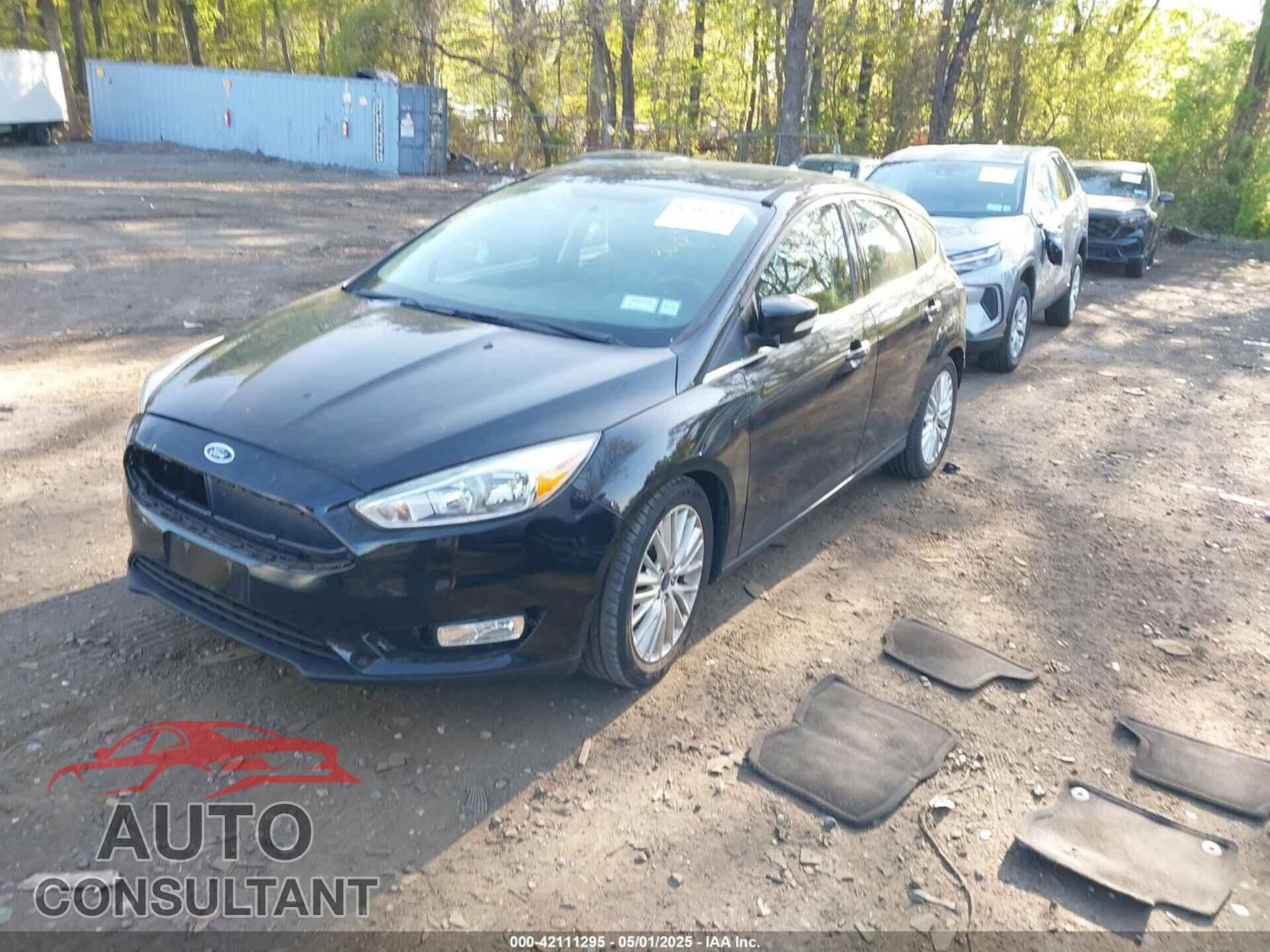 FORD FOCUS 2017 - 1FADP3N22HL207112