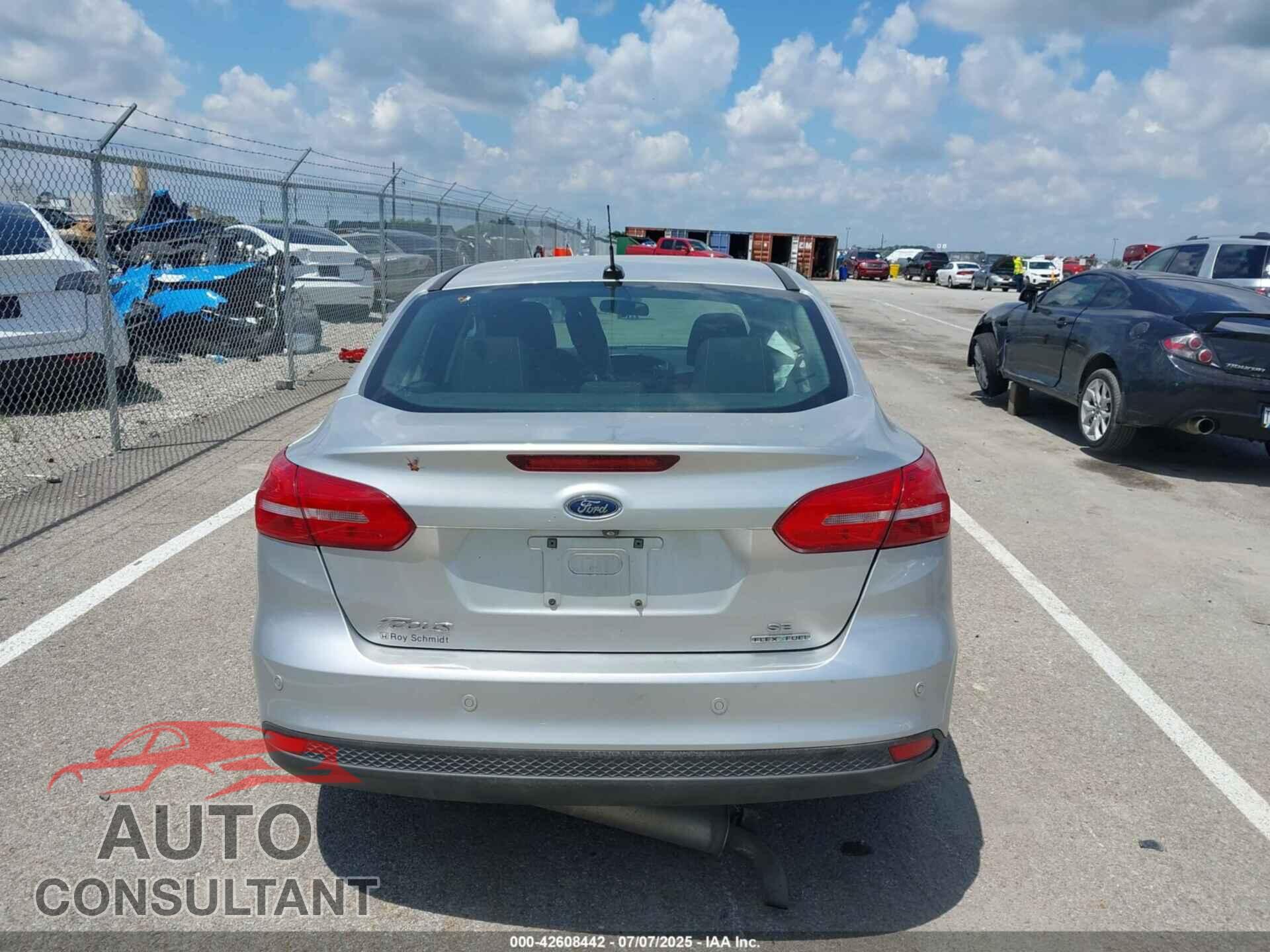 FORD FOCUS 2016 - 1FADP3F27GL253449