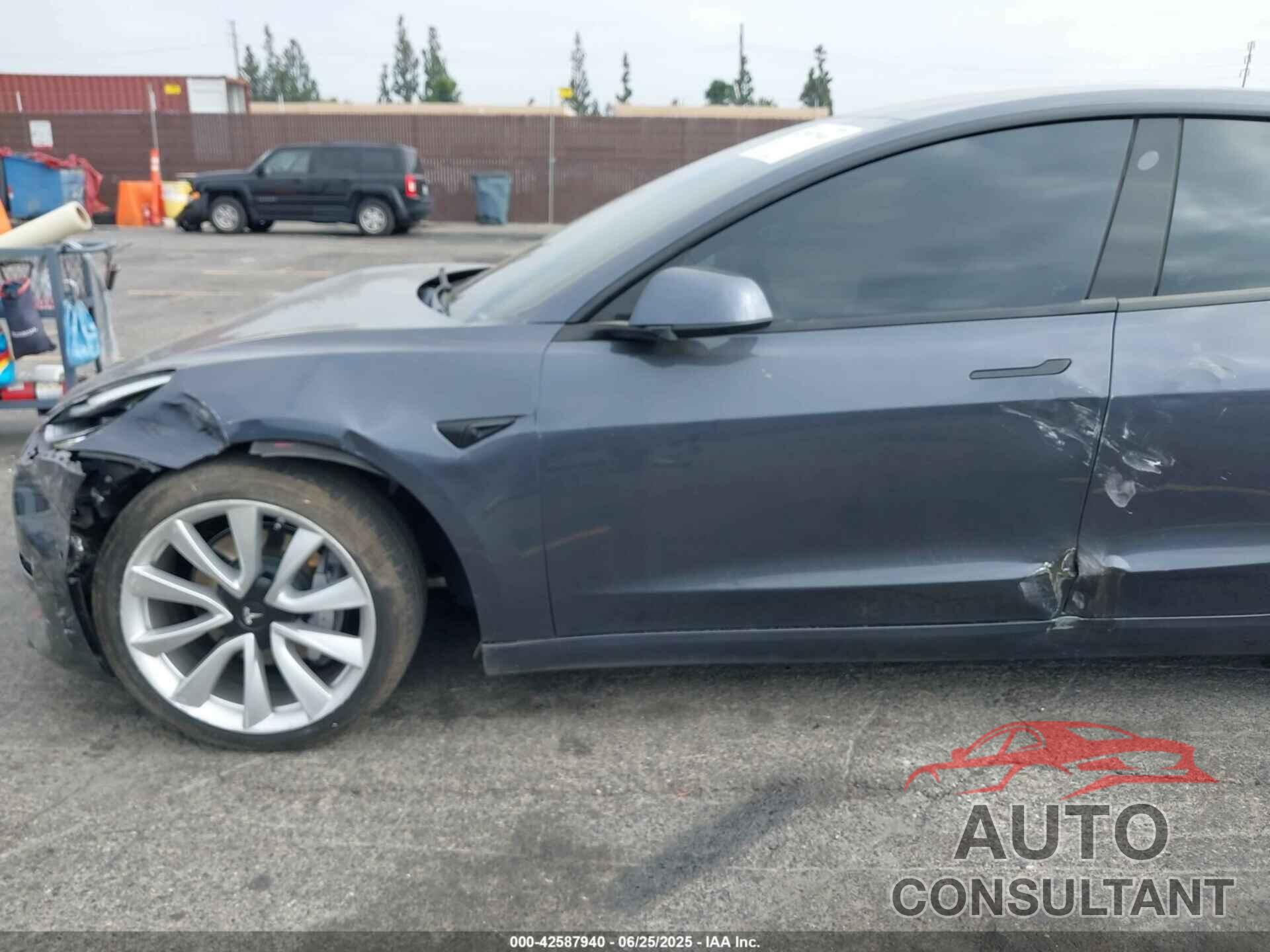 TESLA MODEL 3 2018 - 5YJ3E1EB9JF147810