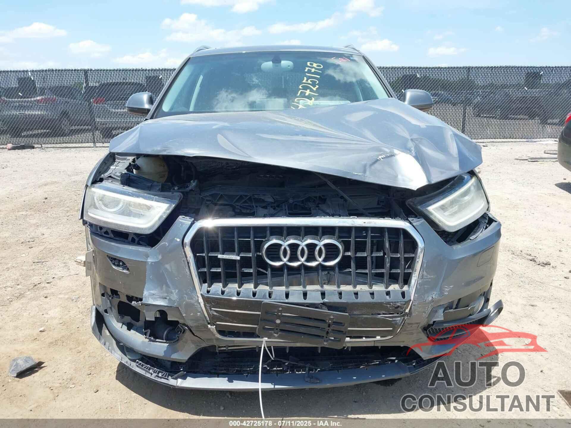AUDI Q3 2015 - WA1GFCFS9FR011343