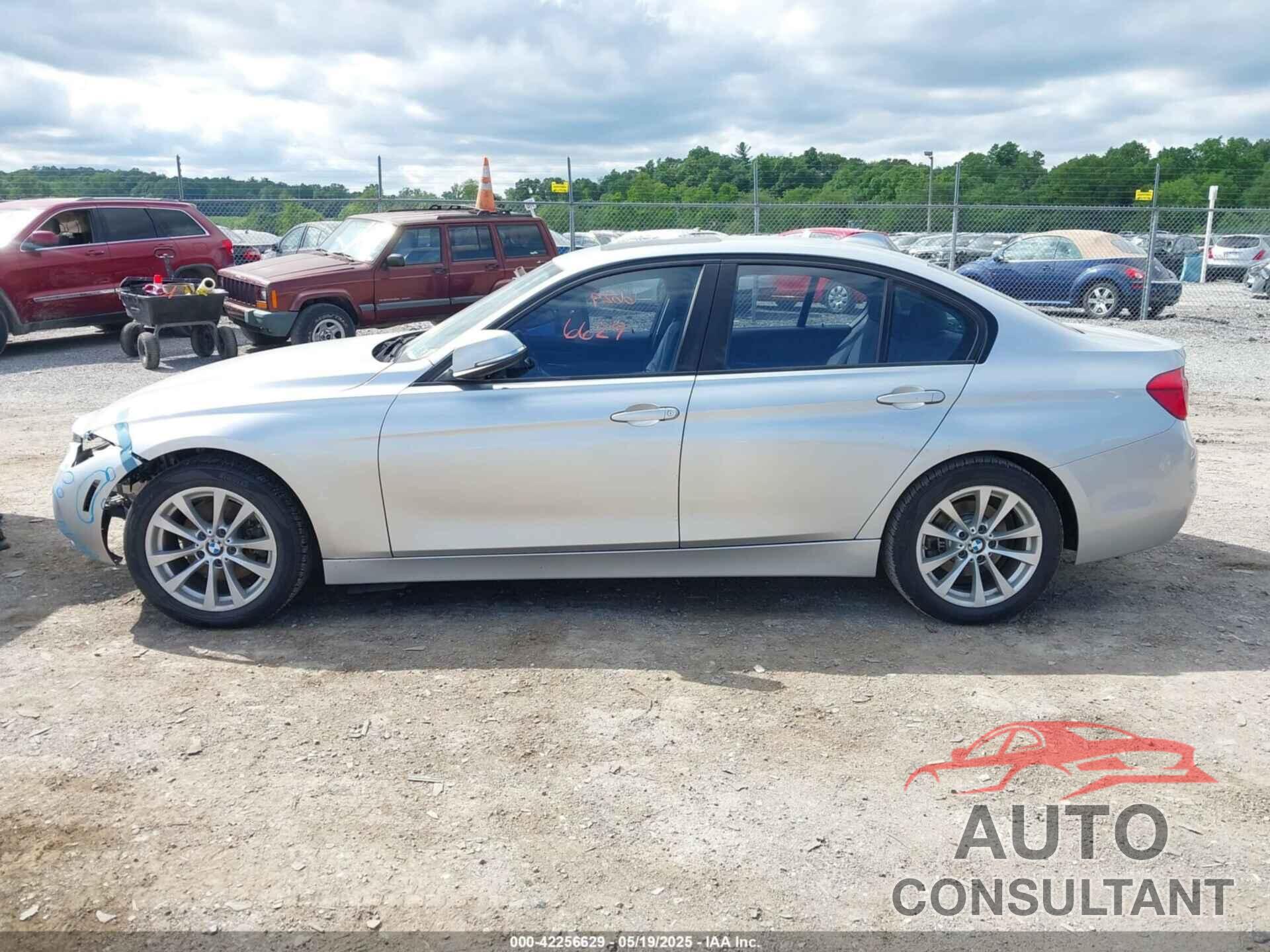 BMW 320I 2016 - WBA8E5G52GNU20629