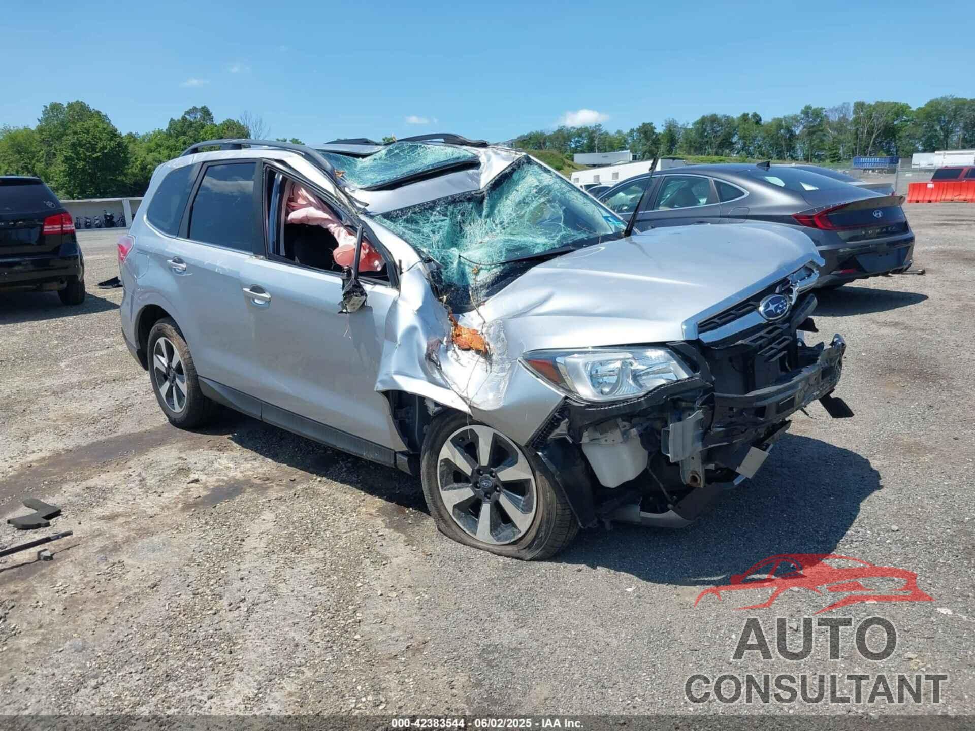SUBARU FORESTER 2018 - JF2SJAJC5JH503323