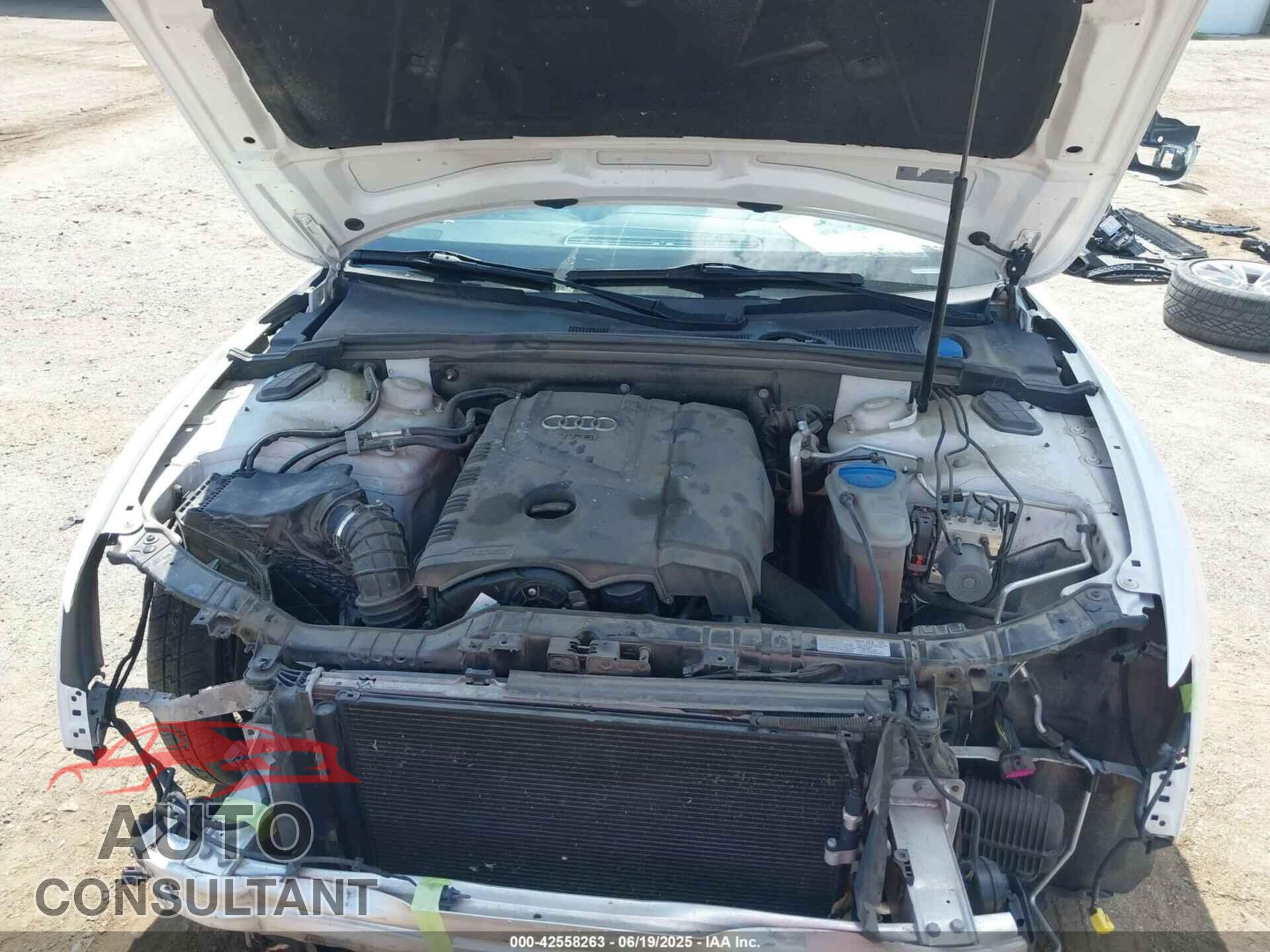 AUDI A5 2013 - WAUCFAFR4DA046449