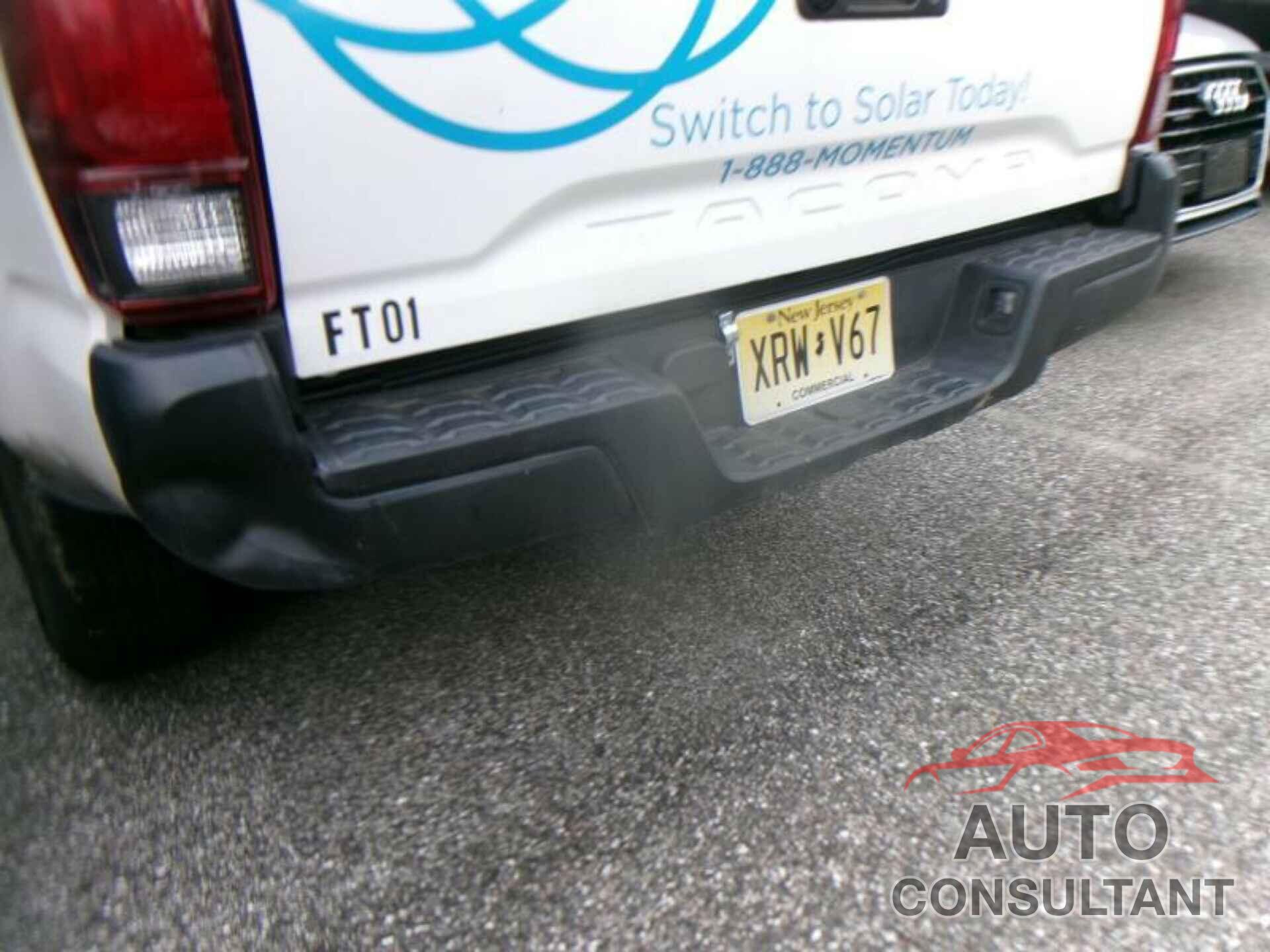 TOYOTA TACOMA 2019 - 5TFRX5GN6KX156104