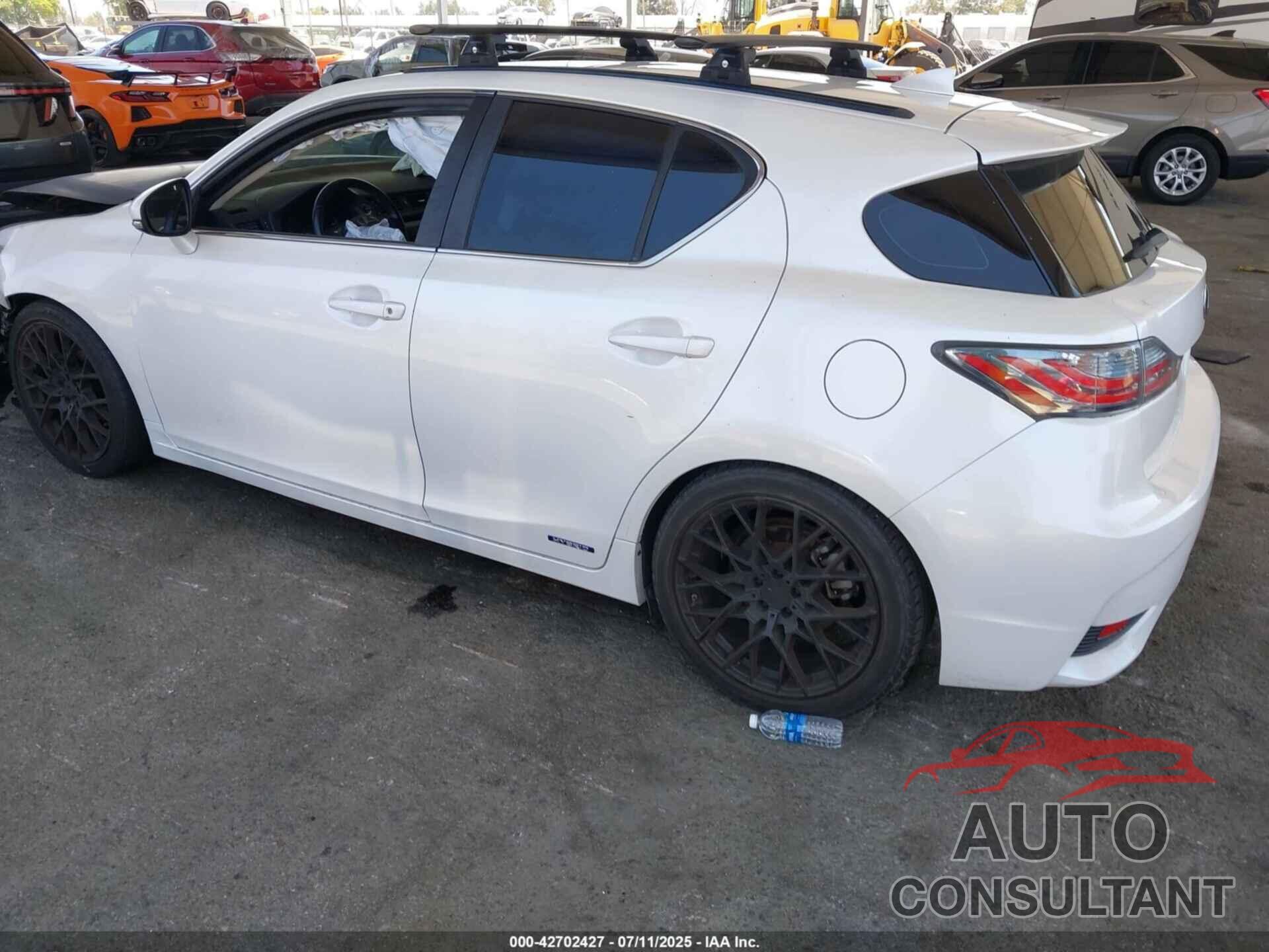 LEXUS CT 200H 2017 - JTHKD5BH6H2280289