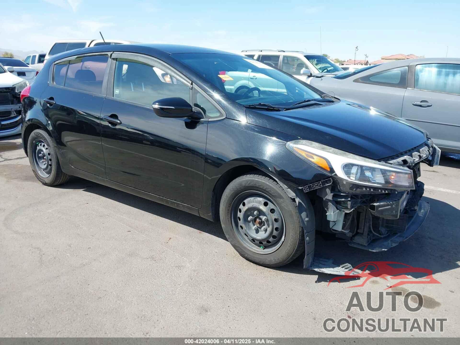 KIA FORTE 2017 - KNAFK5A84H5696833