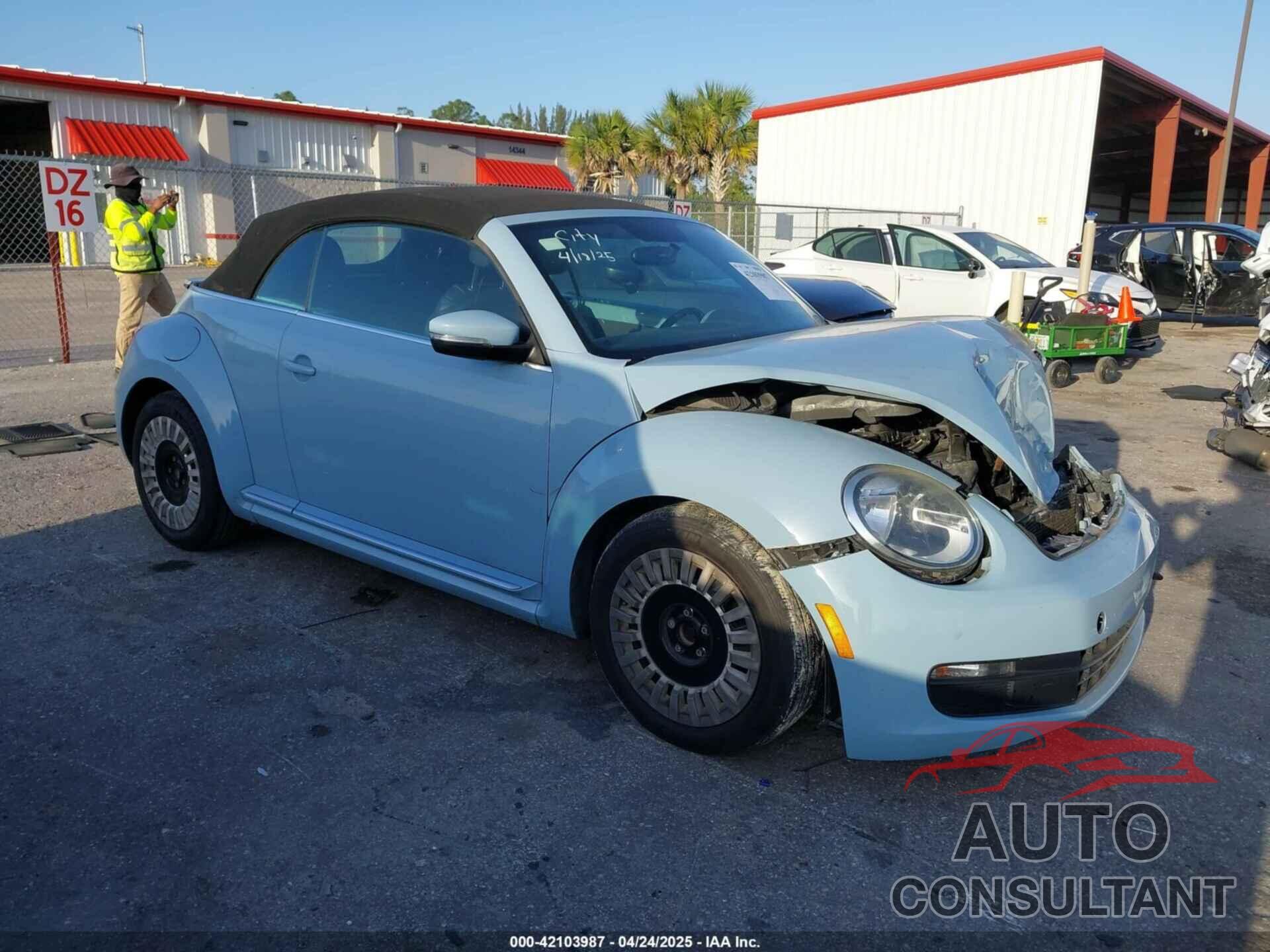 VOLKSWAGEN BEETLE 2013 - 3VW5P7AT0DM812482