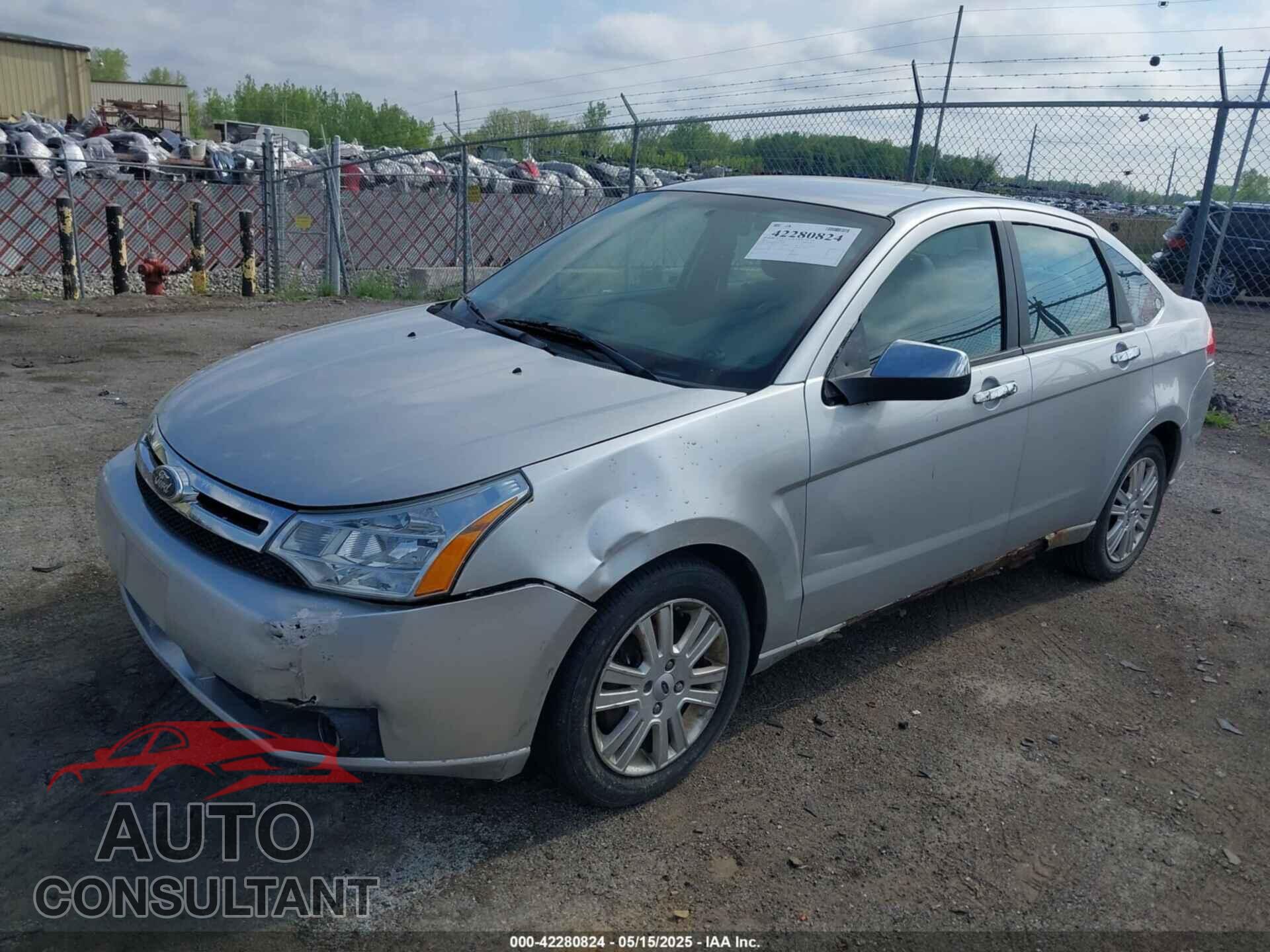 FORD FOCUS 2011 - 1FAHP3HN5BW177794