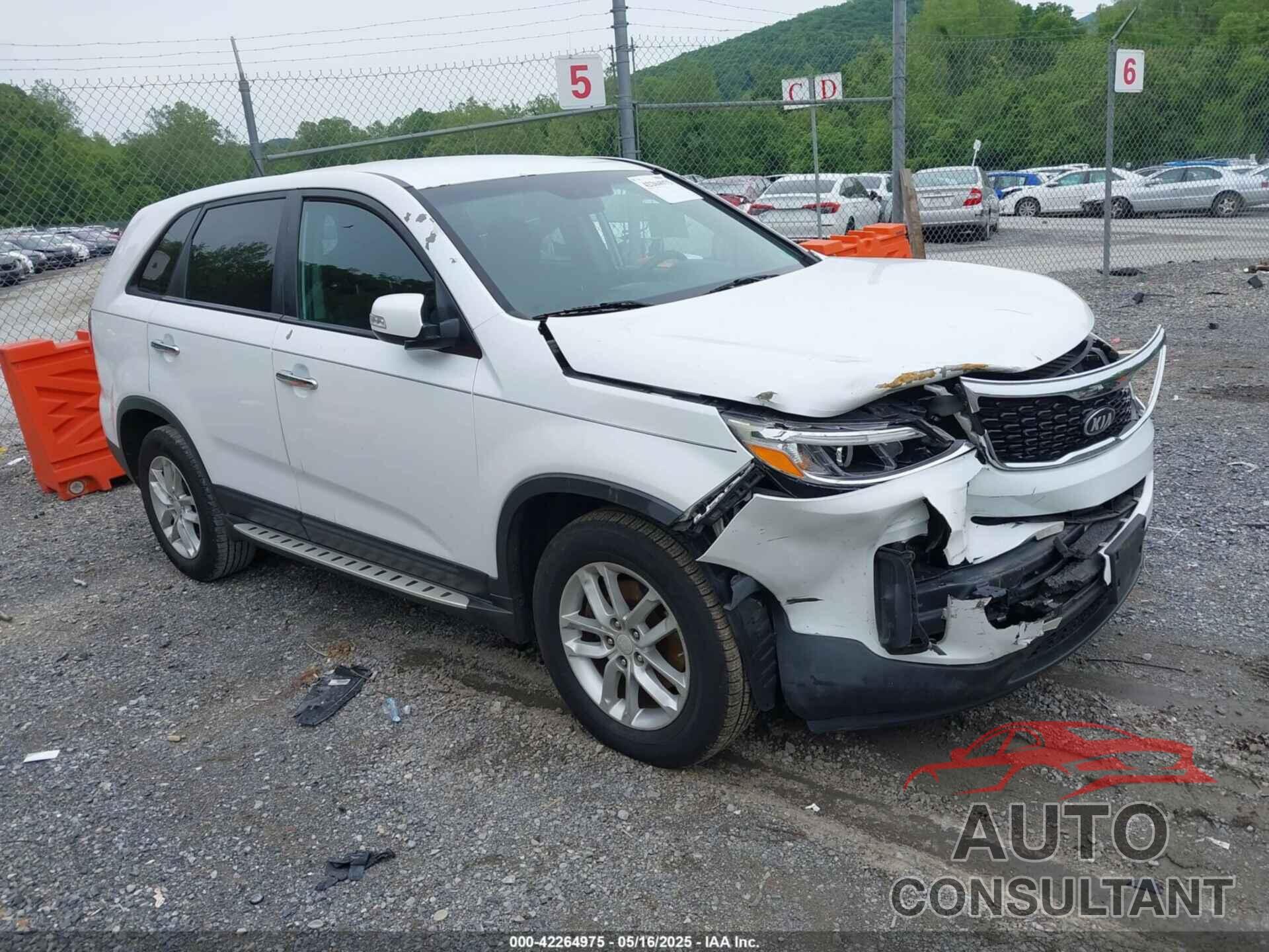 KIA SORENTO 2014 - 5XYKT3A68EG463557