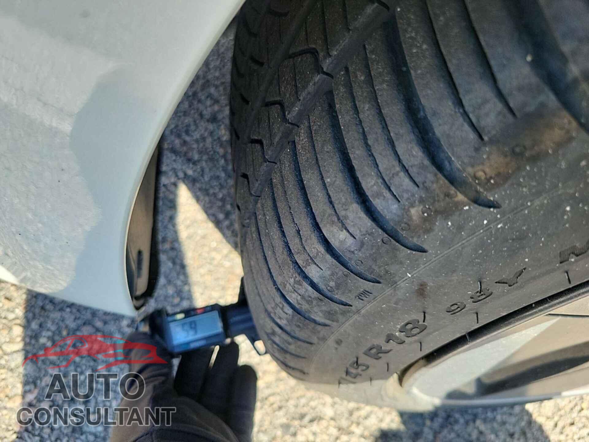 TESLA MODEL 3 2020 - 5YJ3E1EB7LF637357