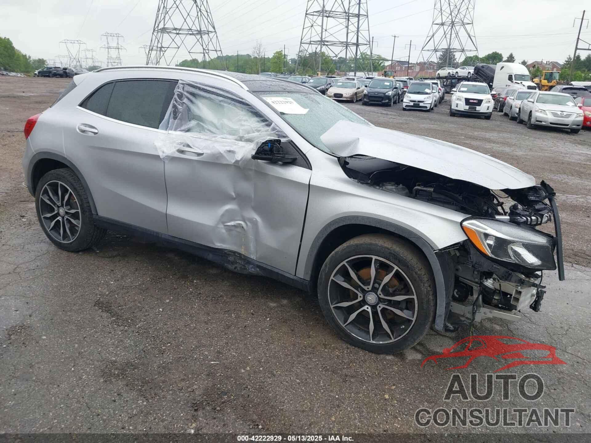 MERCEDES-BENZ GLA 250 2015 - WDCTG4EB1FJ128030