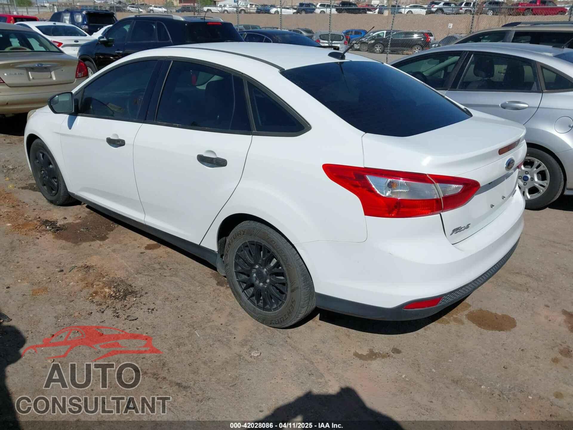 FORD FOCUS 2013 - 1FADP3E27DL200618