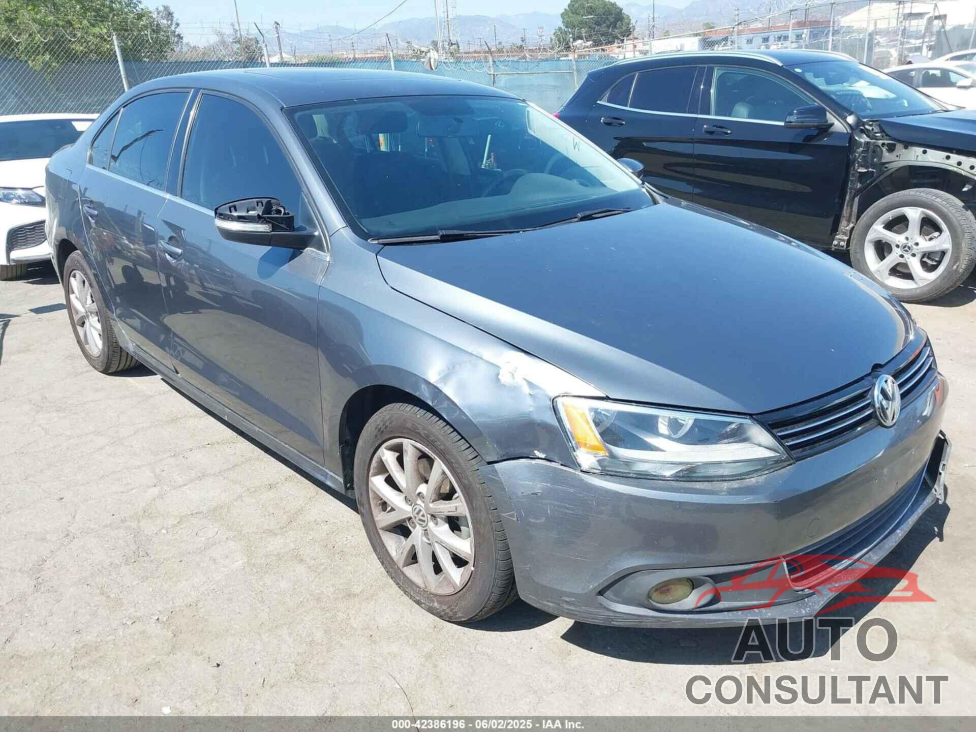VOLKSWAGEN JETTA 2013 - 3VWDP7AJ8DM436818
