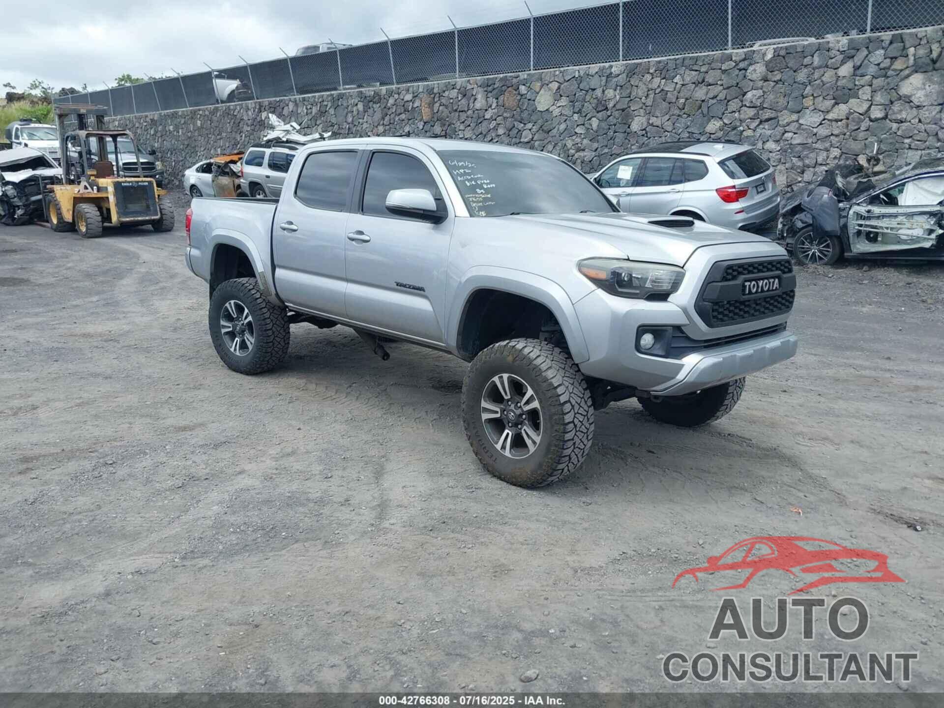 TOYOTA TACOMA 2016 - 5TFCZ5AN5GX038769