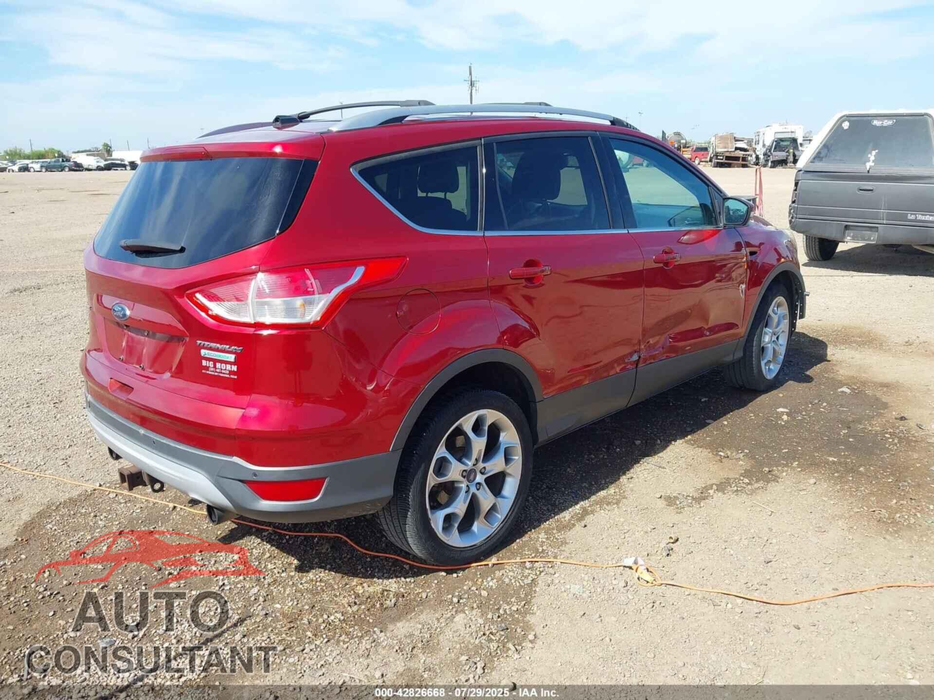 FORD ESCAPE 2013 - 1FMCU0J93DUB57451