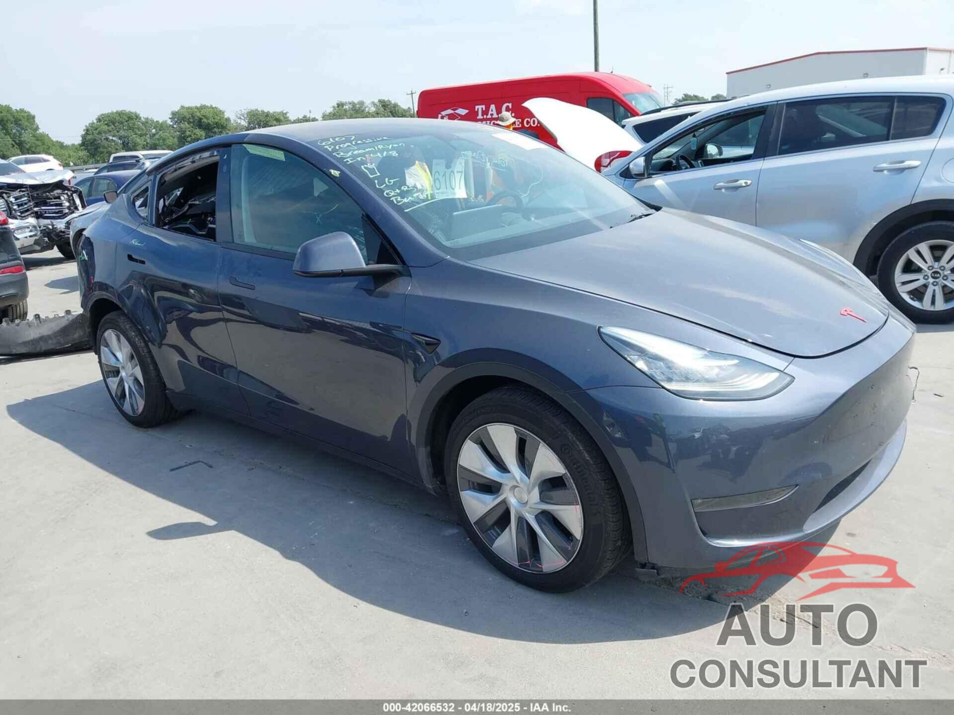 TESLA MODEL Y 2023 - 7SAYGDEE6PA073931