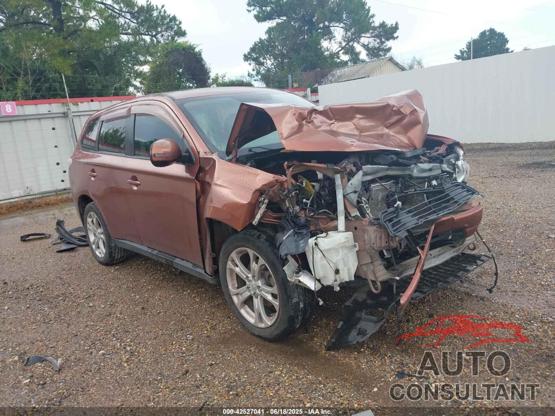 MITSUBISHI OUTLANDER 2014 - JA4AD3A33EZ004740