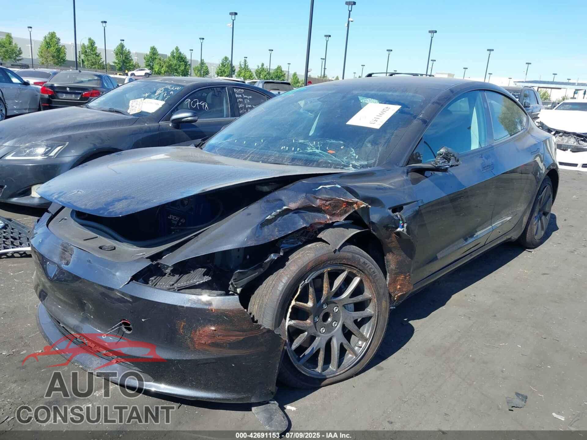 TESLA MODEL 3 2024 - 5YJ3E1EA0RF870416