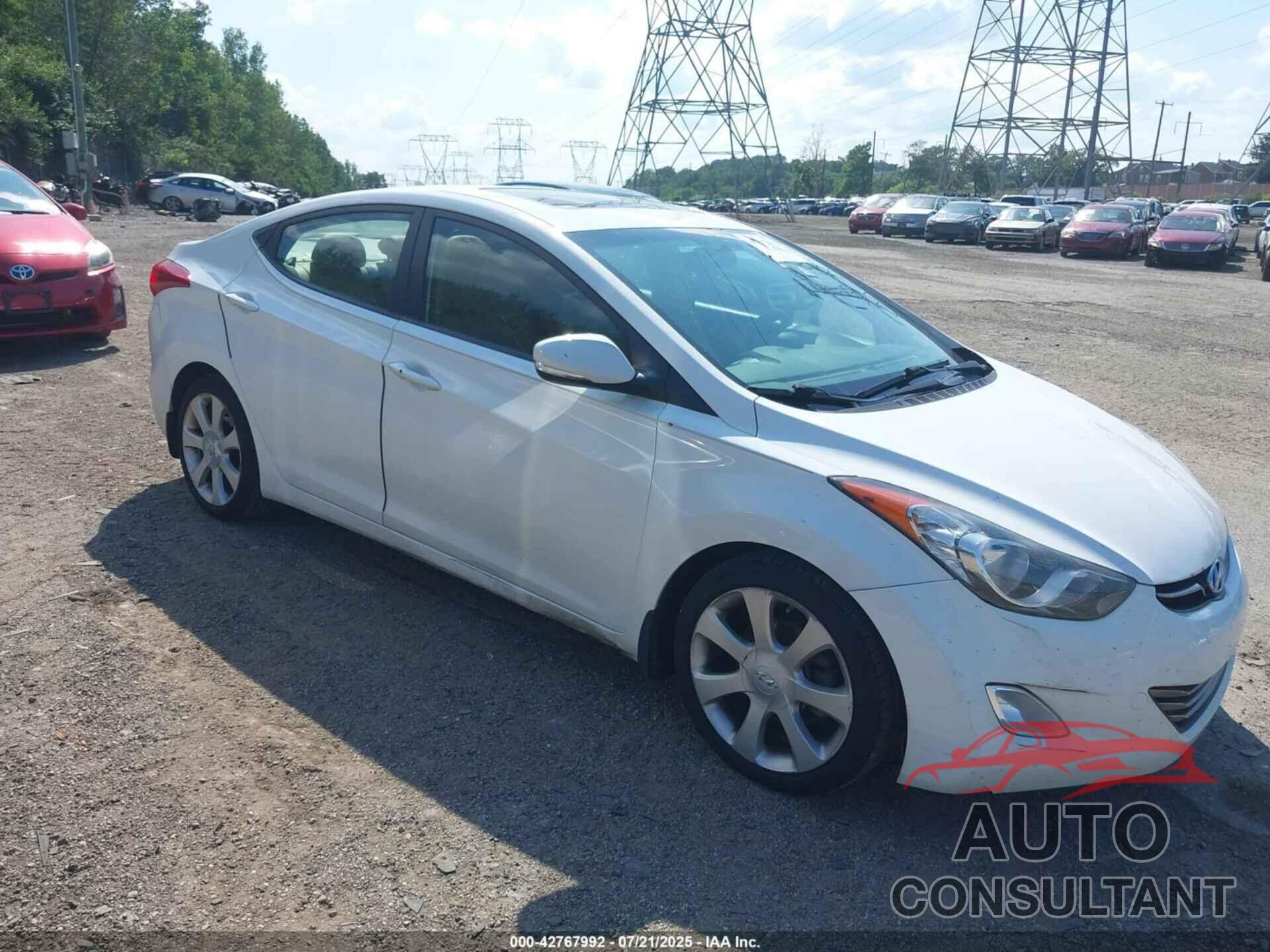 HYUNDAI ELANTRA 2013 - 5NPDH4AE8DH199853