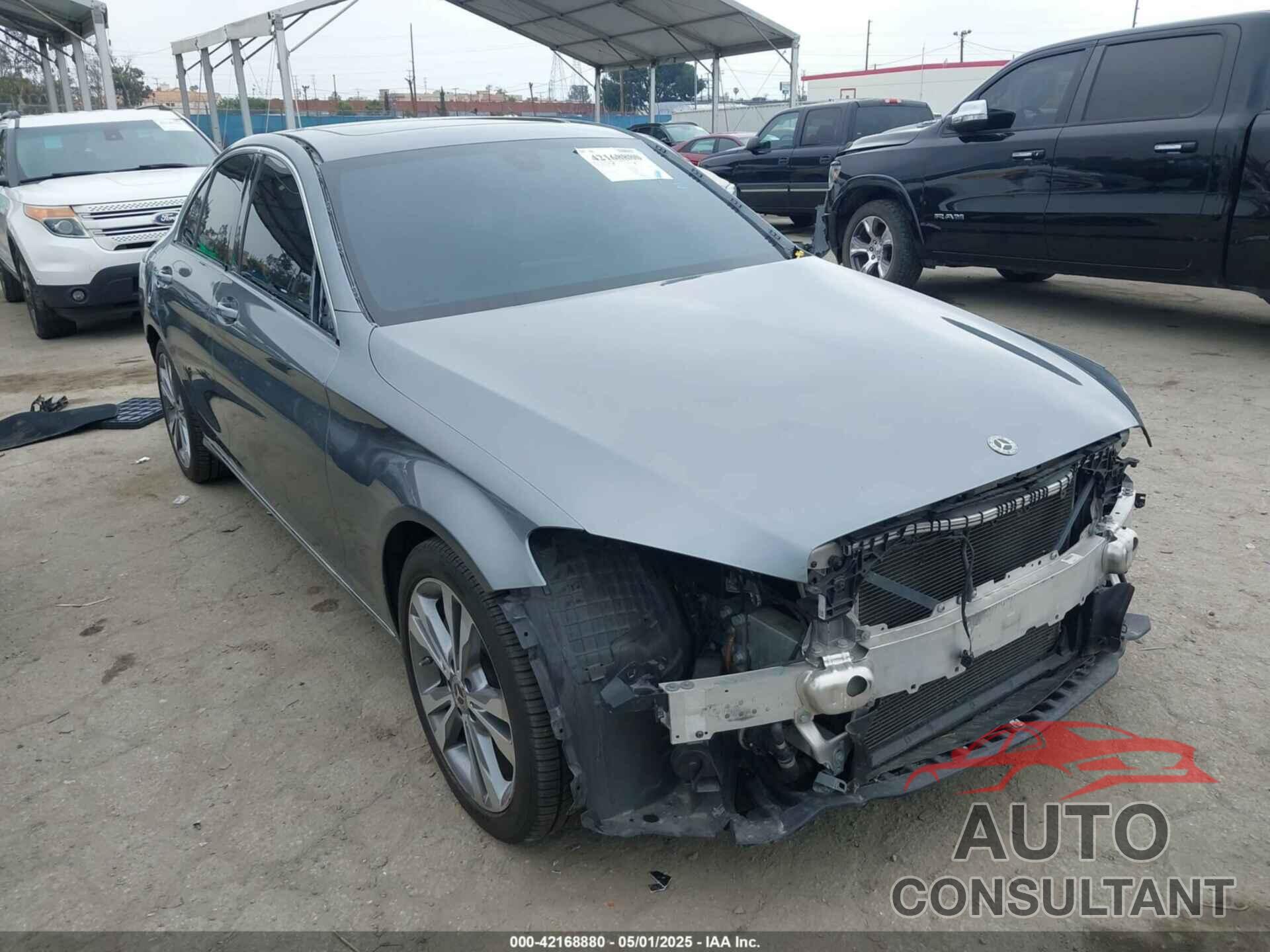 MERCEDES-BENZ C 300 2019 - WDDWF8DB4KR463153