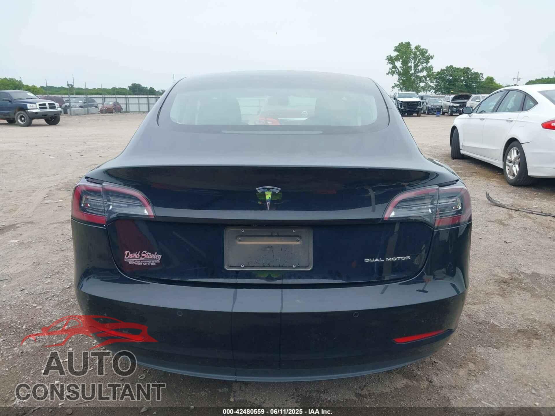 TESLA MODEL 3 2022 - 5YJ3E1EB4NF286815