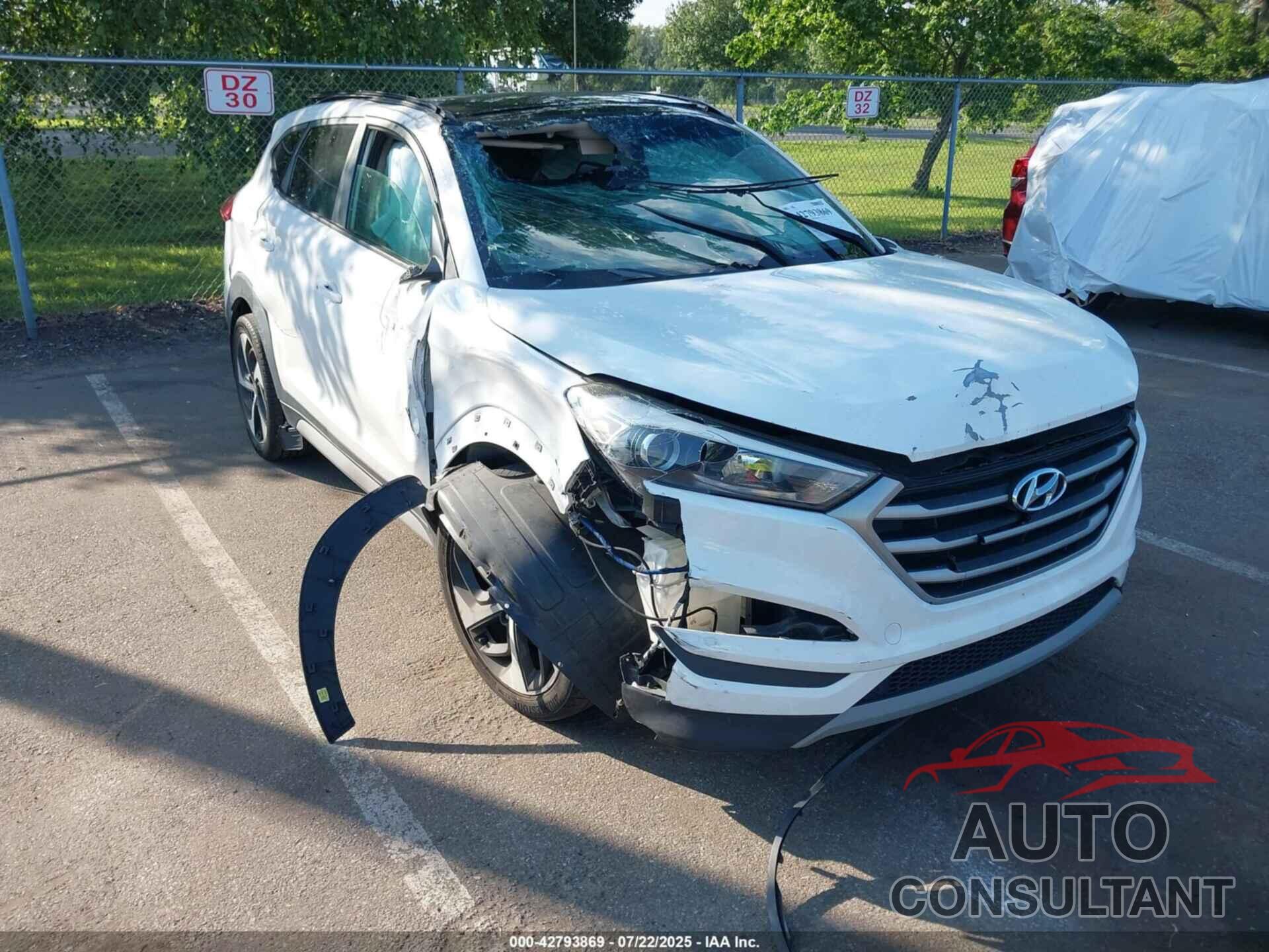 HYUNDAI TUCSON 2018 - KM8J3CA24JU801324