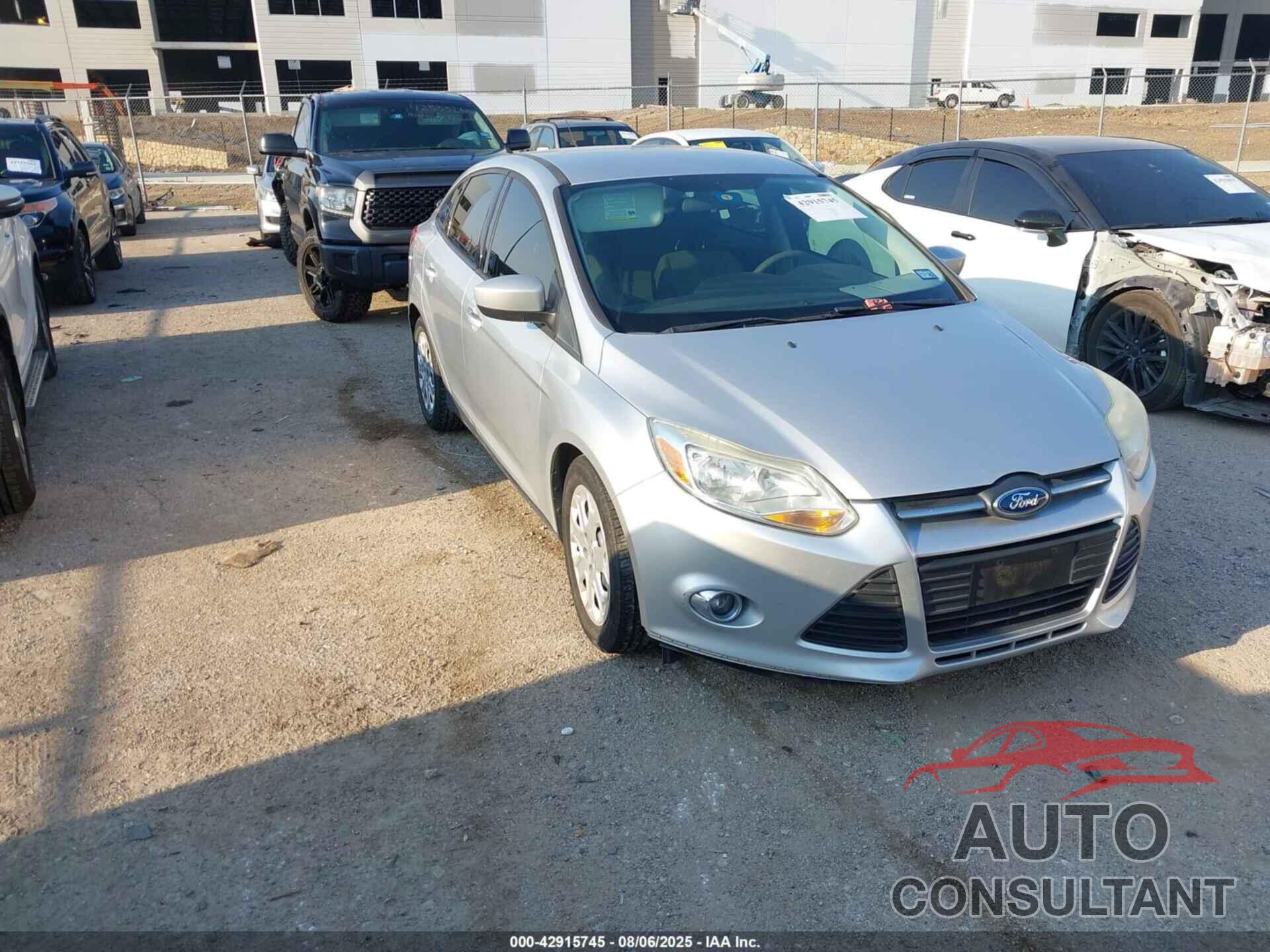 FORD FOCUS 2012 - 1FAHP3F27CL210774