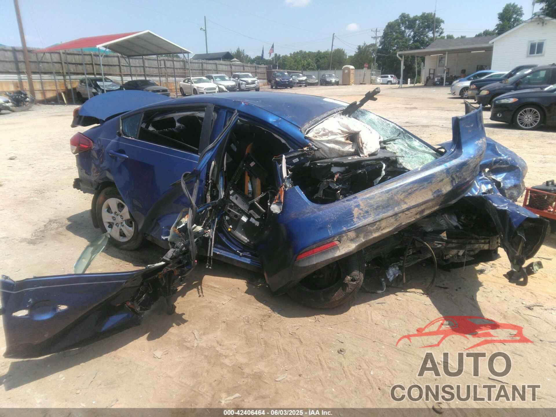 KIA FORTE 2017 - 3KPFK4A74HE139090