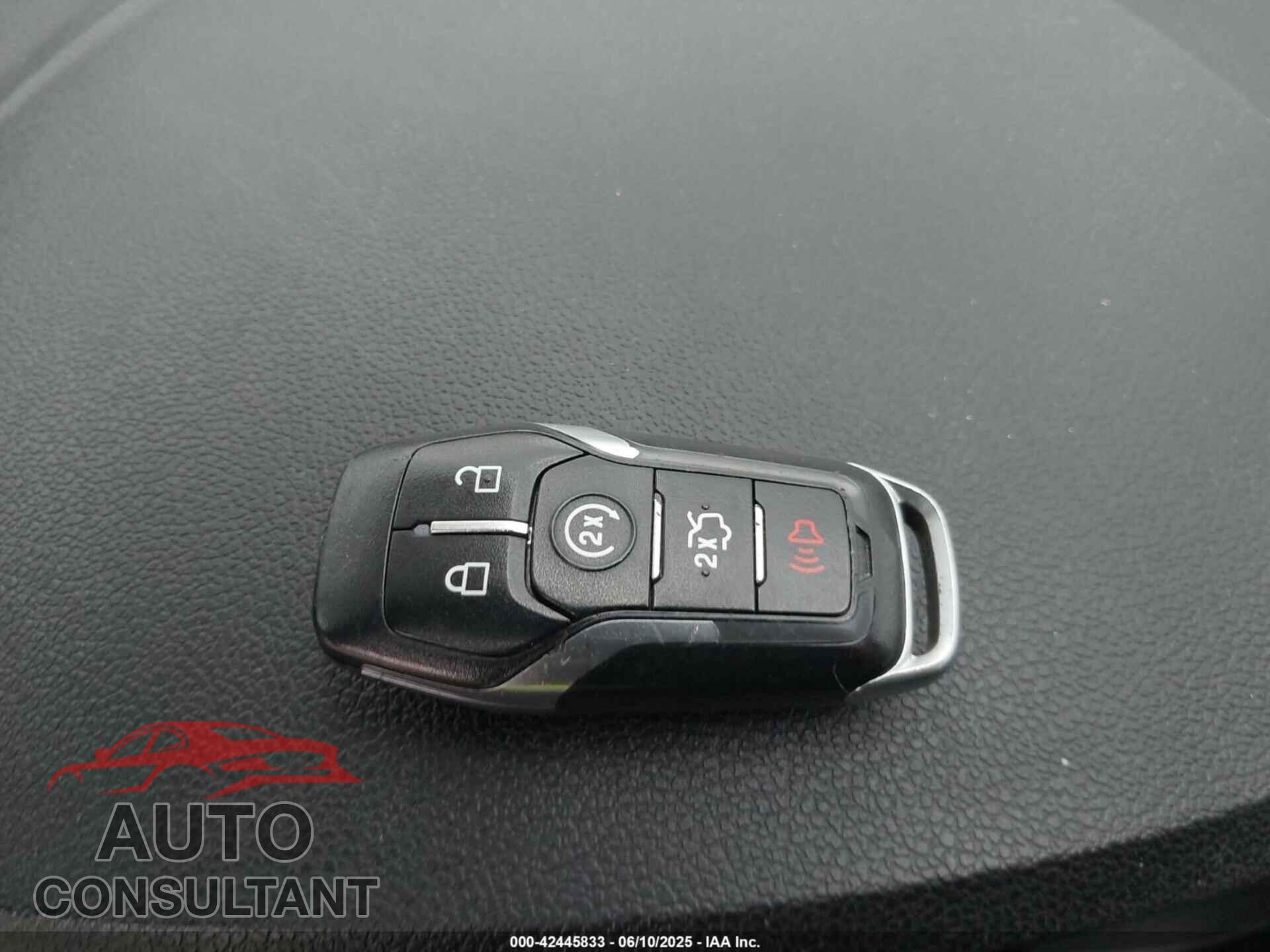 FORD EXPLORER 2017 - 1FM5K7F89HGD86096