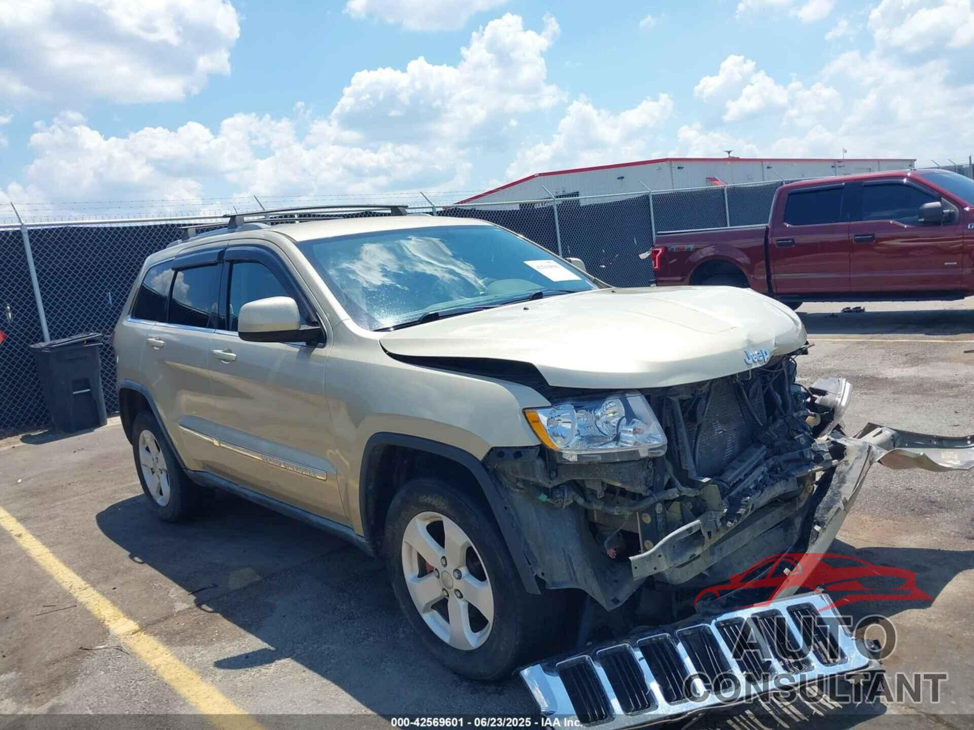 JEEP GRAND CHEROKEE 2011 - 1J4RR4GT7BC557777