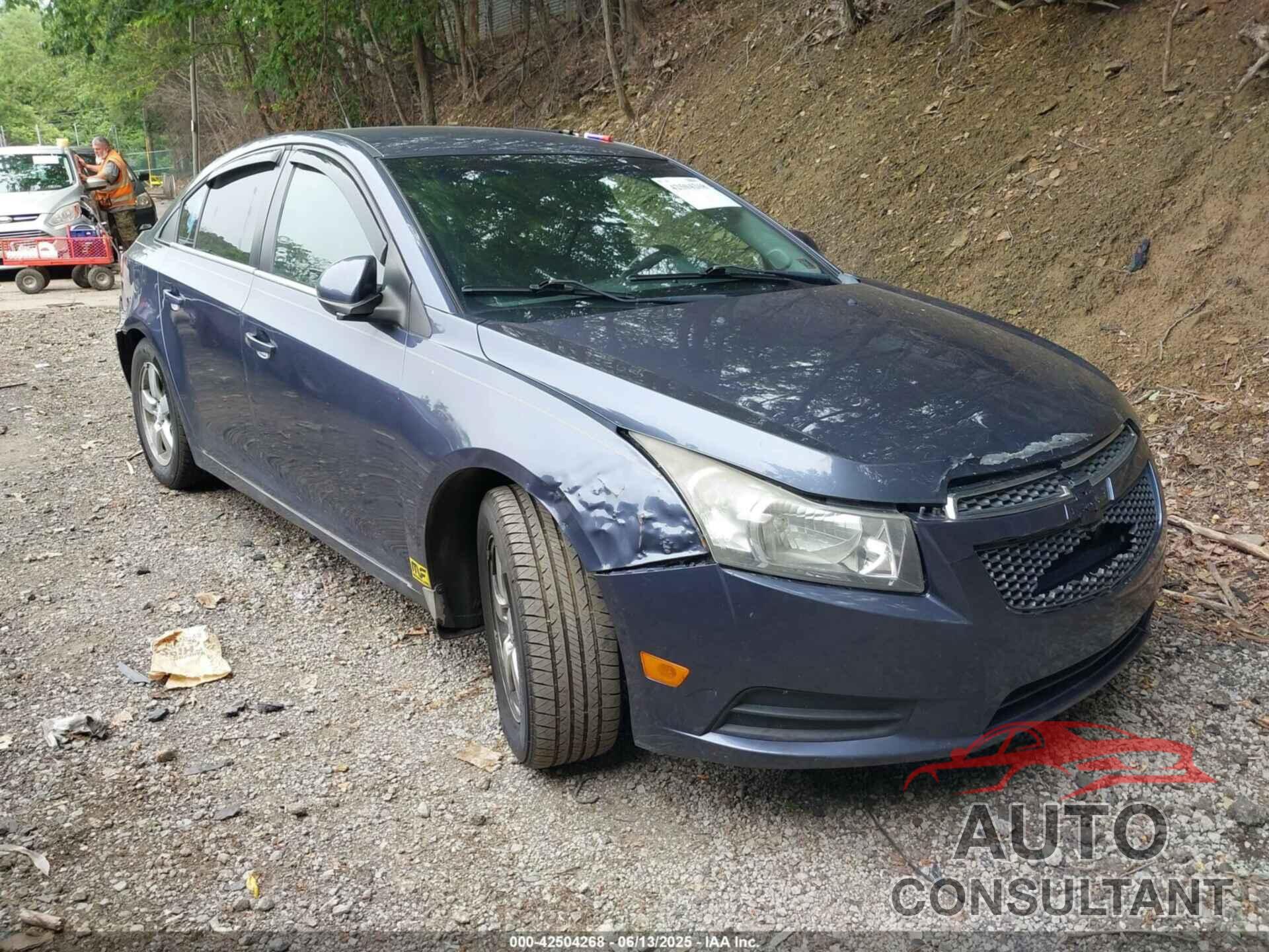 CHEVROLET CRUZE 2013 - 1G1PC5SB6D7248244
